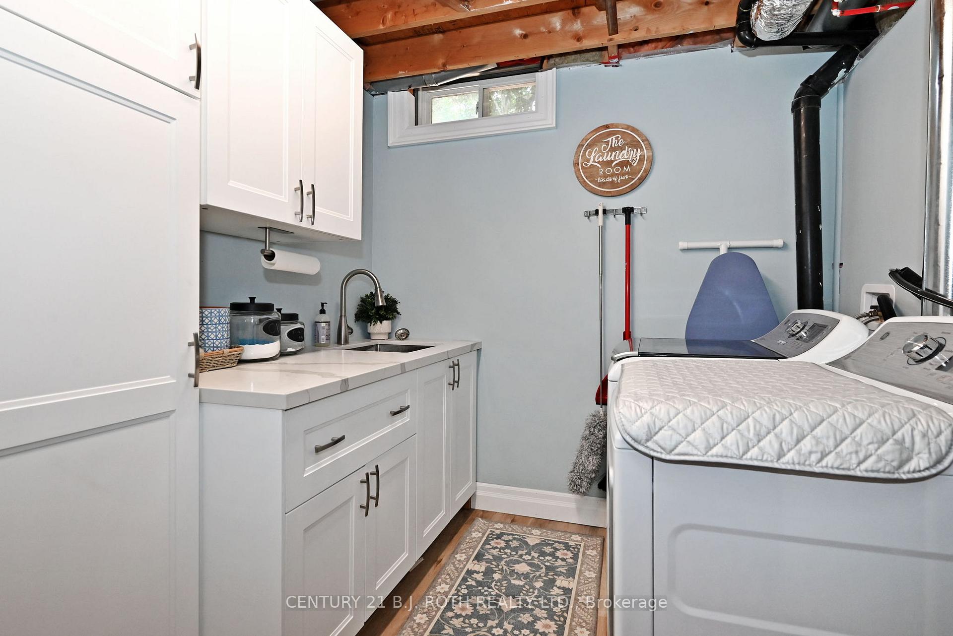 Photo 26 of 99 Sandfield Drive, Aurora, Aurora Highlands — HOMEH