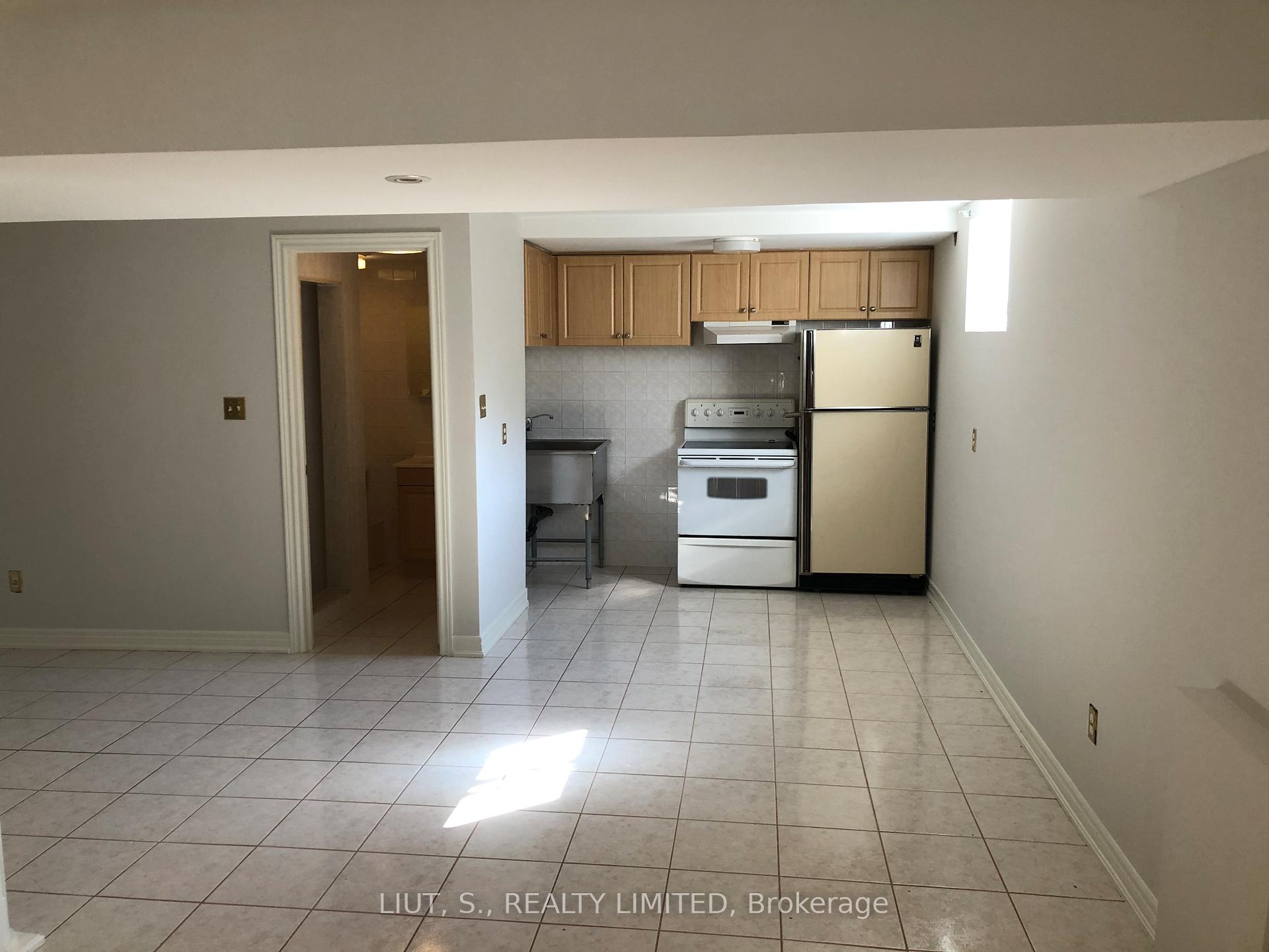 Photo 13 of 35 Monte Cristi Street, Vaughan, Vellore Village — HOMEH