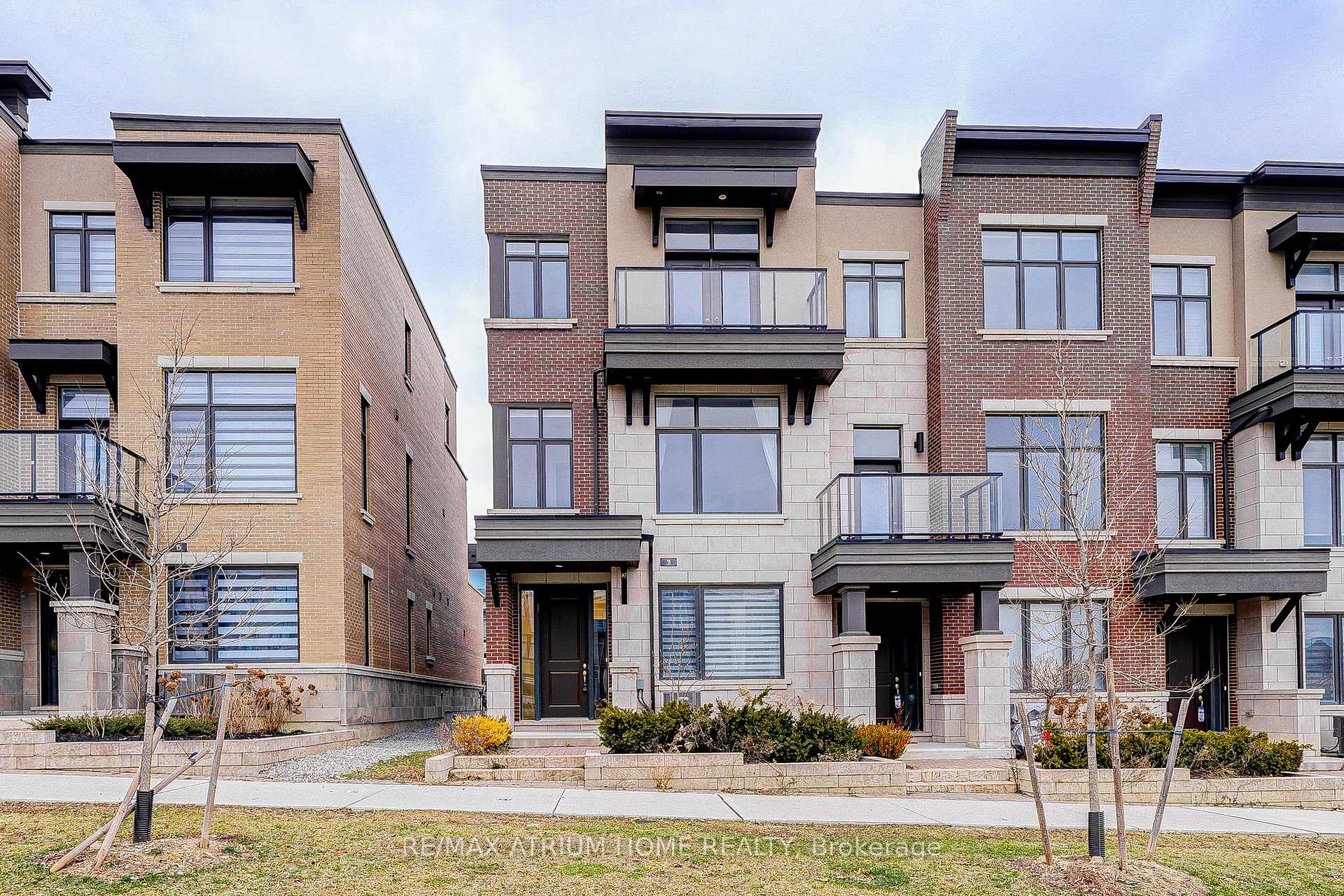 Photo 1 of 11 Adaskin Avenue, Vaughan, Patterson — HOMEH