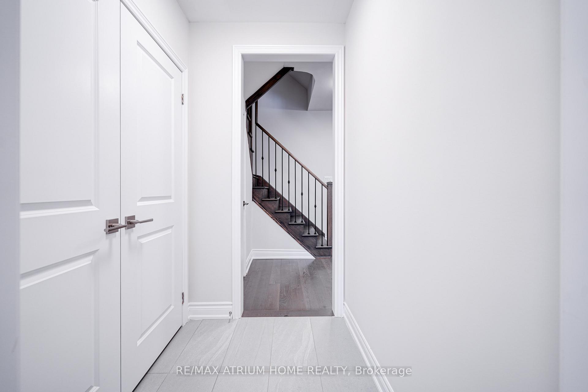 Photo 3 of 11 Adaskin Avenue, Vaughan, Patterson — HOMEH
