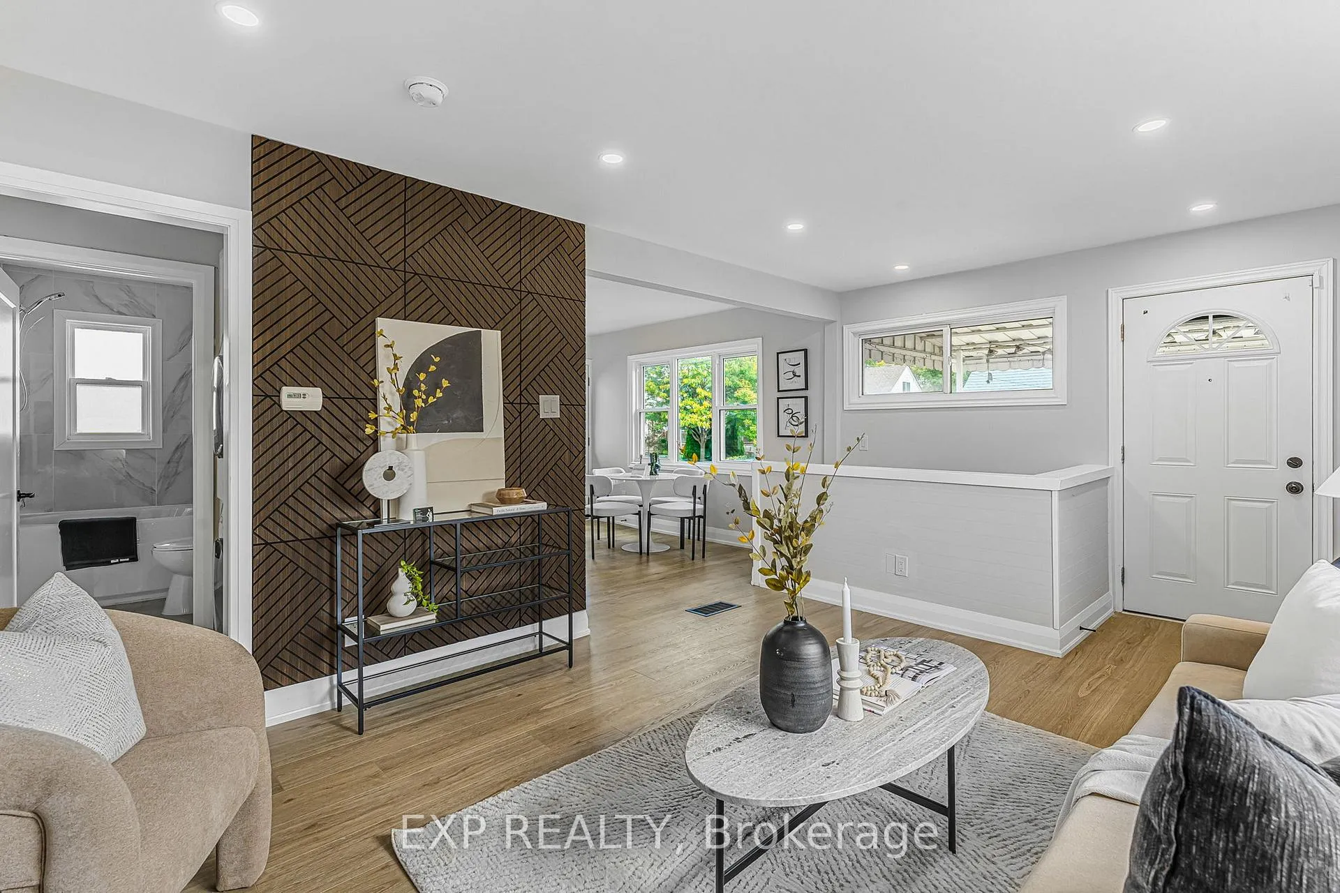 Photo 25 of 237 Adair Avenue N, Hamilton, McQuesten — HOMEH