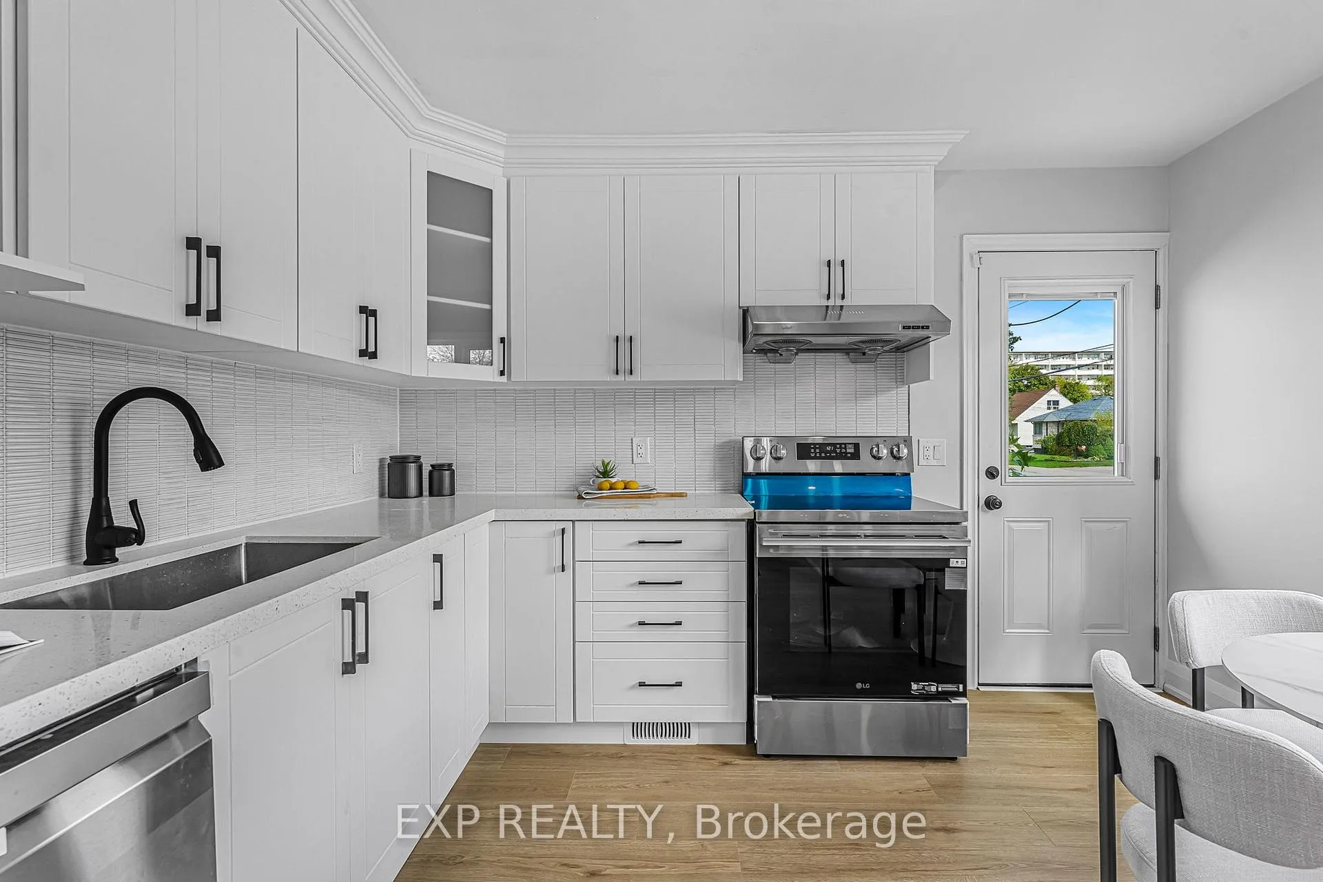 Photo 37 of 237 Adair Avenue N, Hamilton, McQuesten — HOMEH