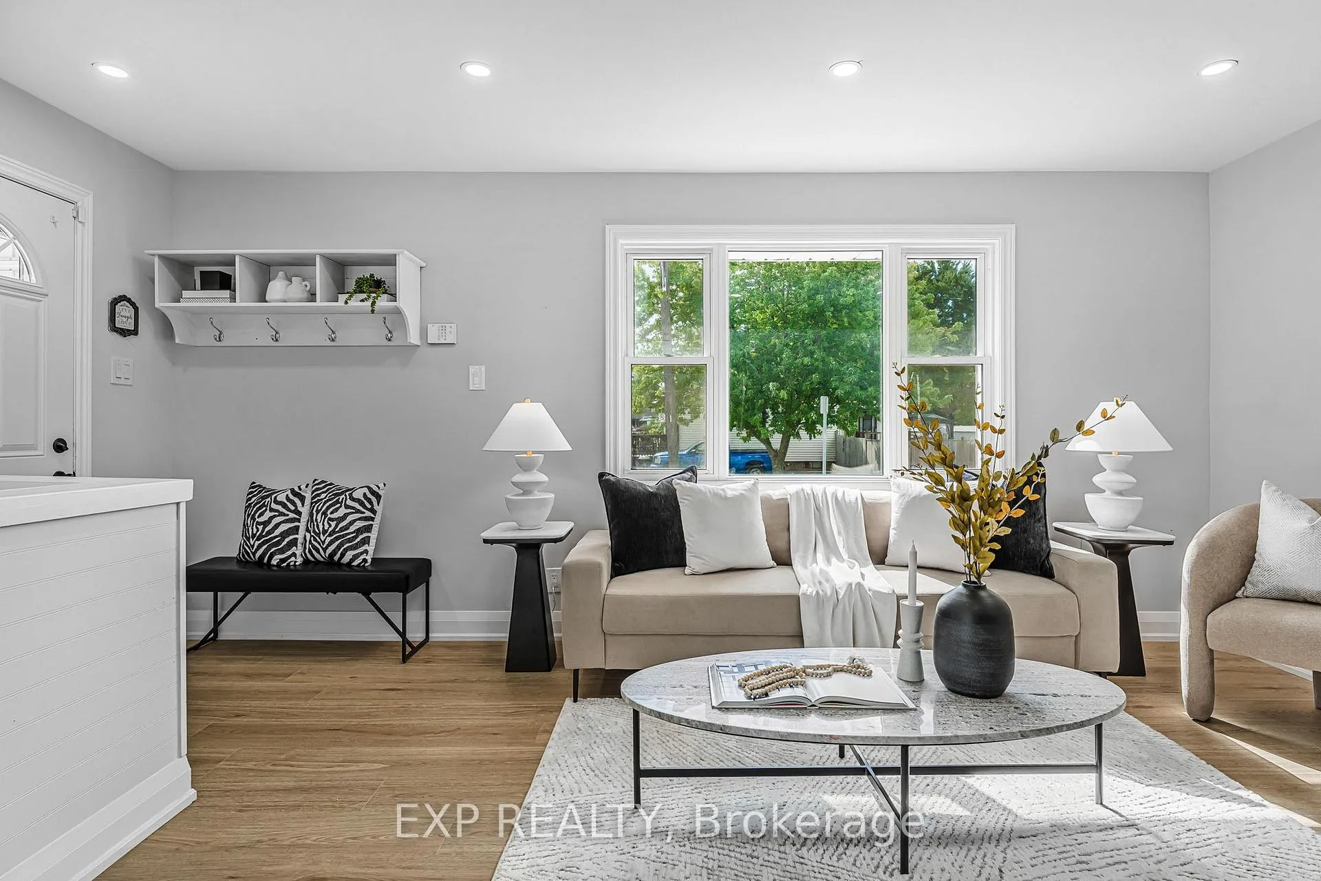 Photo 49 of 237 Adair Avenue N, Hamilton, McQuesten — HOMEH