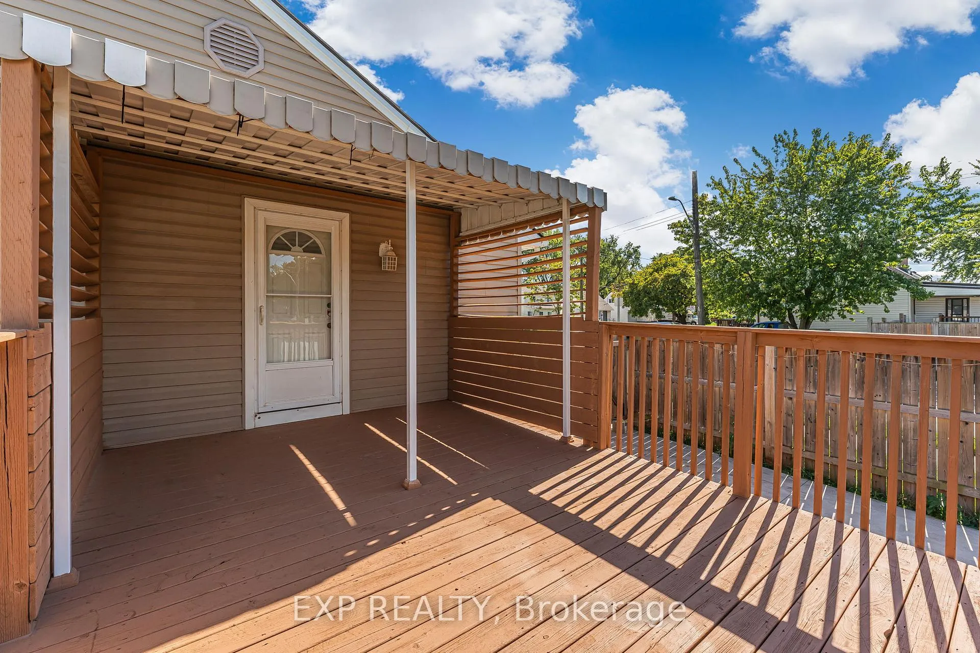 Photo 125 of 237 Adair Avenue N, Hamilton, McQuesten — HOMEH