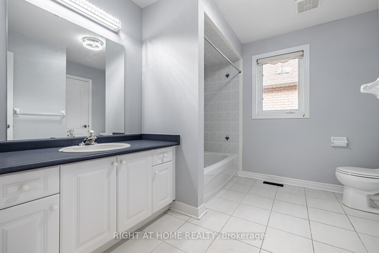 Photo 24 of 31 Blue Diamond Terrace, Vaughan, Sonoma Heights — HOMEH