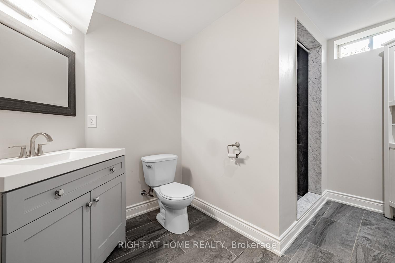 Photo 32 of 31 Blue Diamond Terrace, Vaughan, Sonoma Heights — HOMEH
