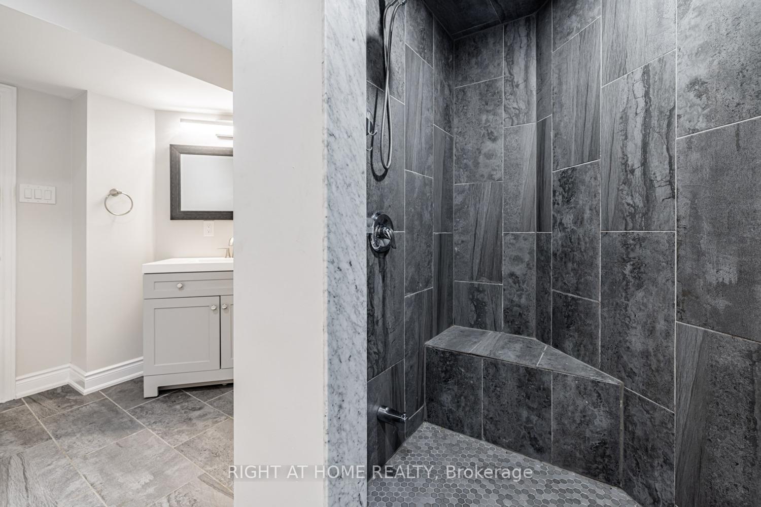 Photo 40 of 31 Blue Diamond Terrace, Vaughan, Sonoma Heights — HOMEH