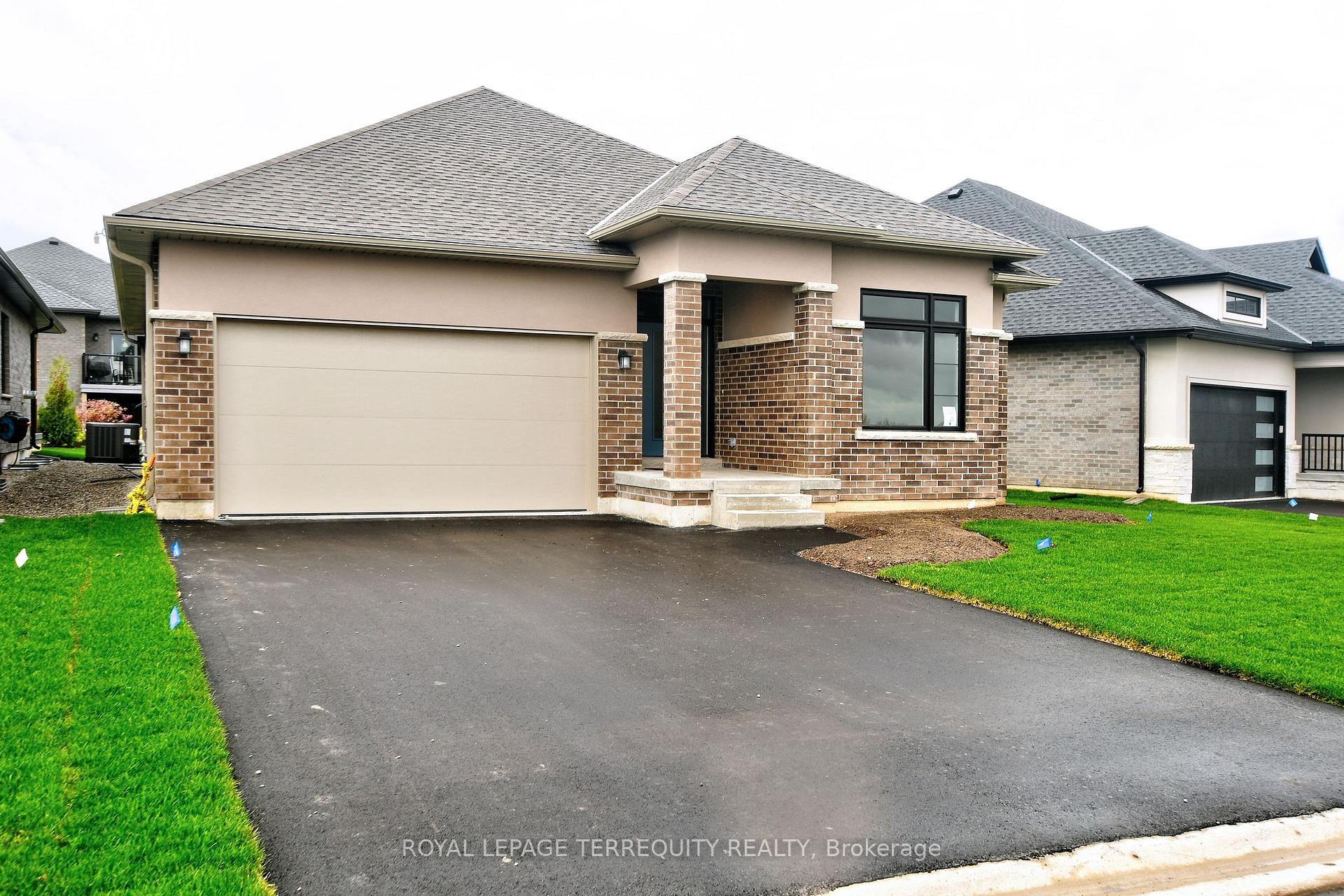 Front of 566 Old Course Trail