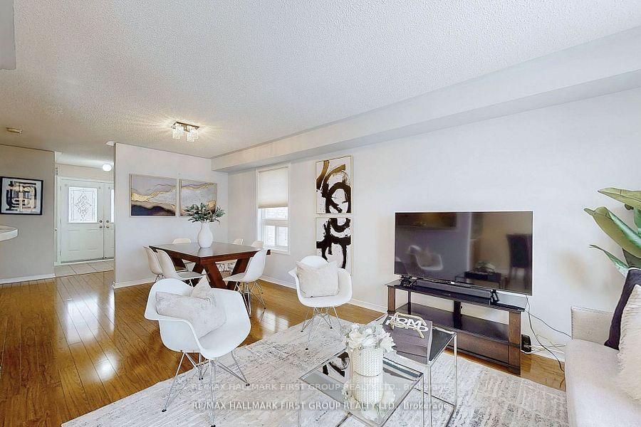 Photo 5 of 120 Candlebrook Drive, Whitby, Pringle Creek — HOMEH