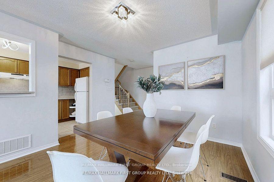 Photo 8 of 120 Candlebrook Drive, Whitby, Pringle Creek — HOMEH