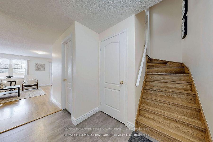 Photo 31 of 120 Candlebrook Drive, Whitby, Pringle Creek — HOMEH