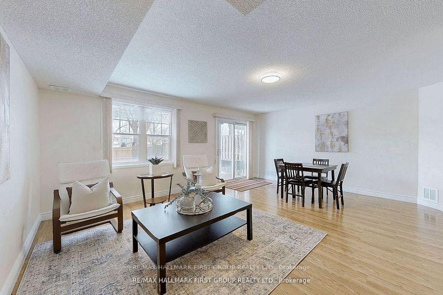 Photo 32 of 120 Candlebrook Drive, Whitby, Pringle Creek — HOMEH