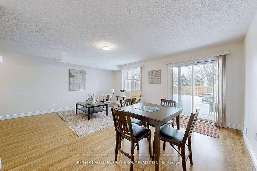 Photo 34 of 120 Candlebrook Drive, Whitby, Pringle Creek — HOMEH