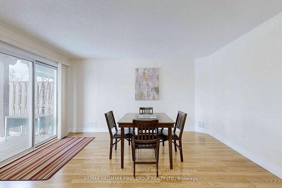 Photo 36 of 120 Candlebrook Drive, Whitby, Pringle Creek — HOMEH
