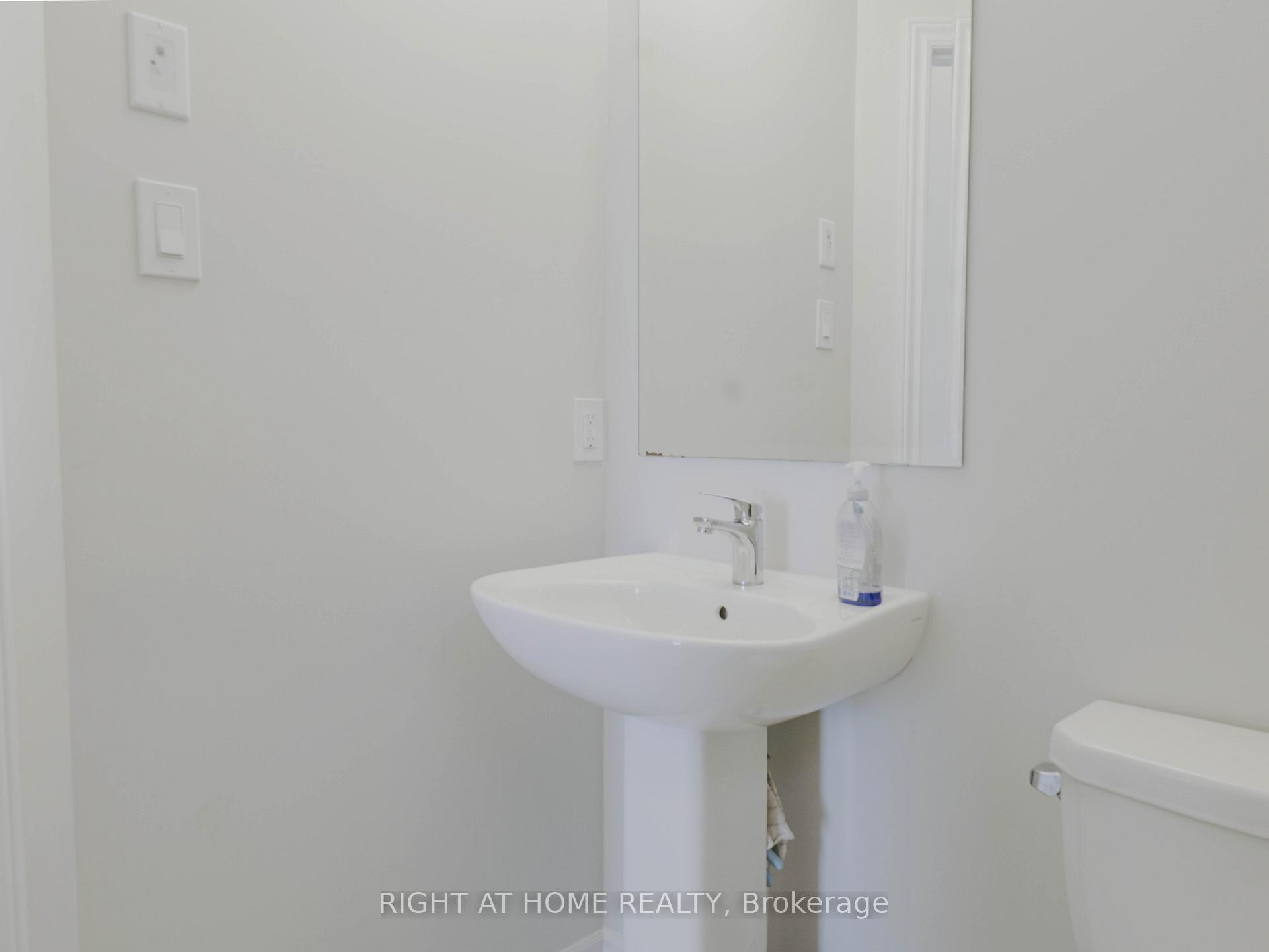 Photo 5 of 531 Sonmarg Crescent, Ottawa, Barrhaven - Half Moon Bay — HOMEH