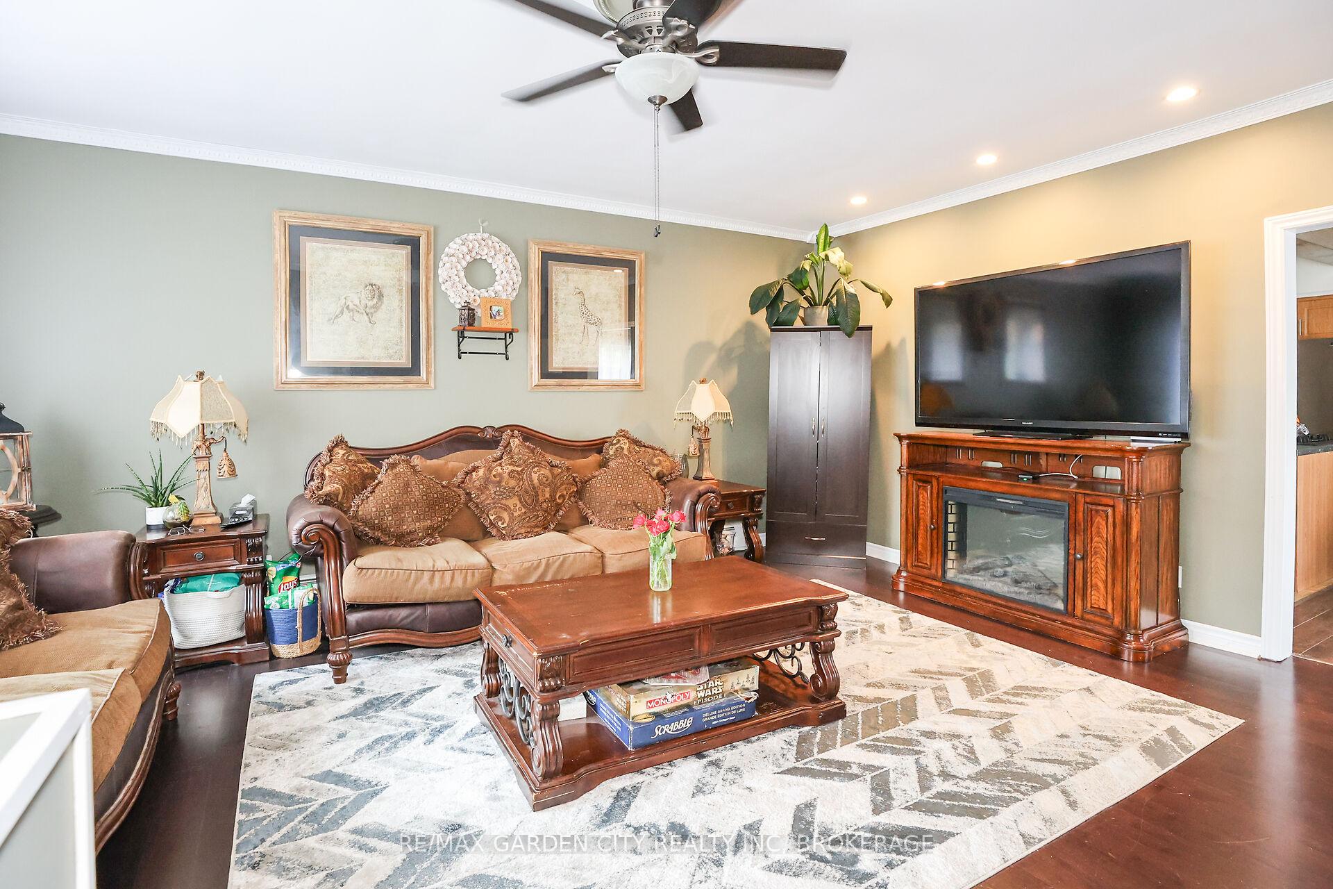 Photo 8 of 543 King Street, Welland, Lincoln/Crowland — HOMEH