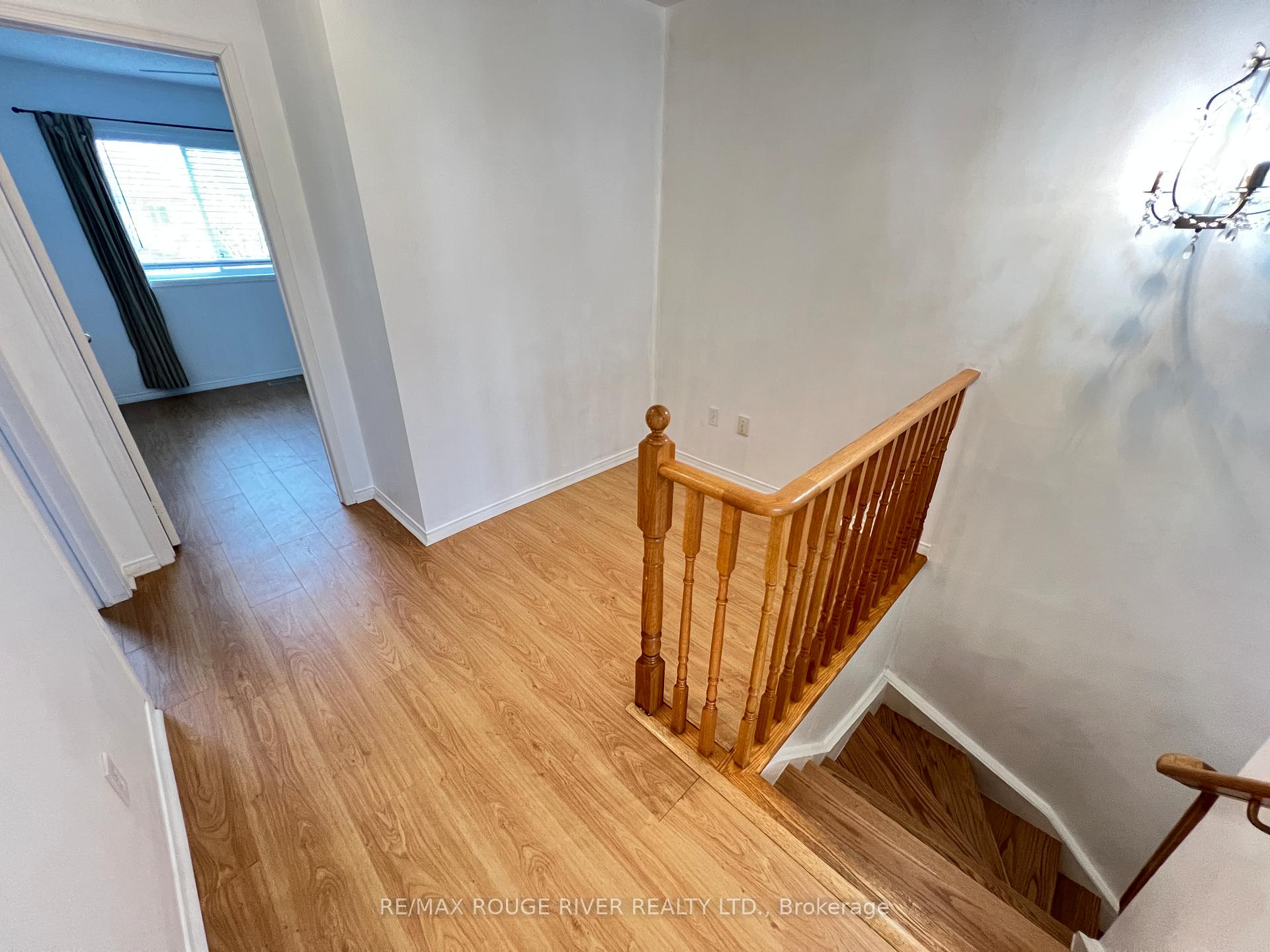 Photo 8 of 59 Telegraph Drive, Whitby, Williamsburg — HOMEH