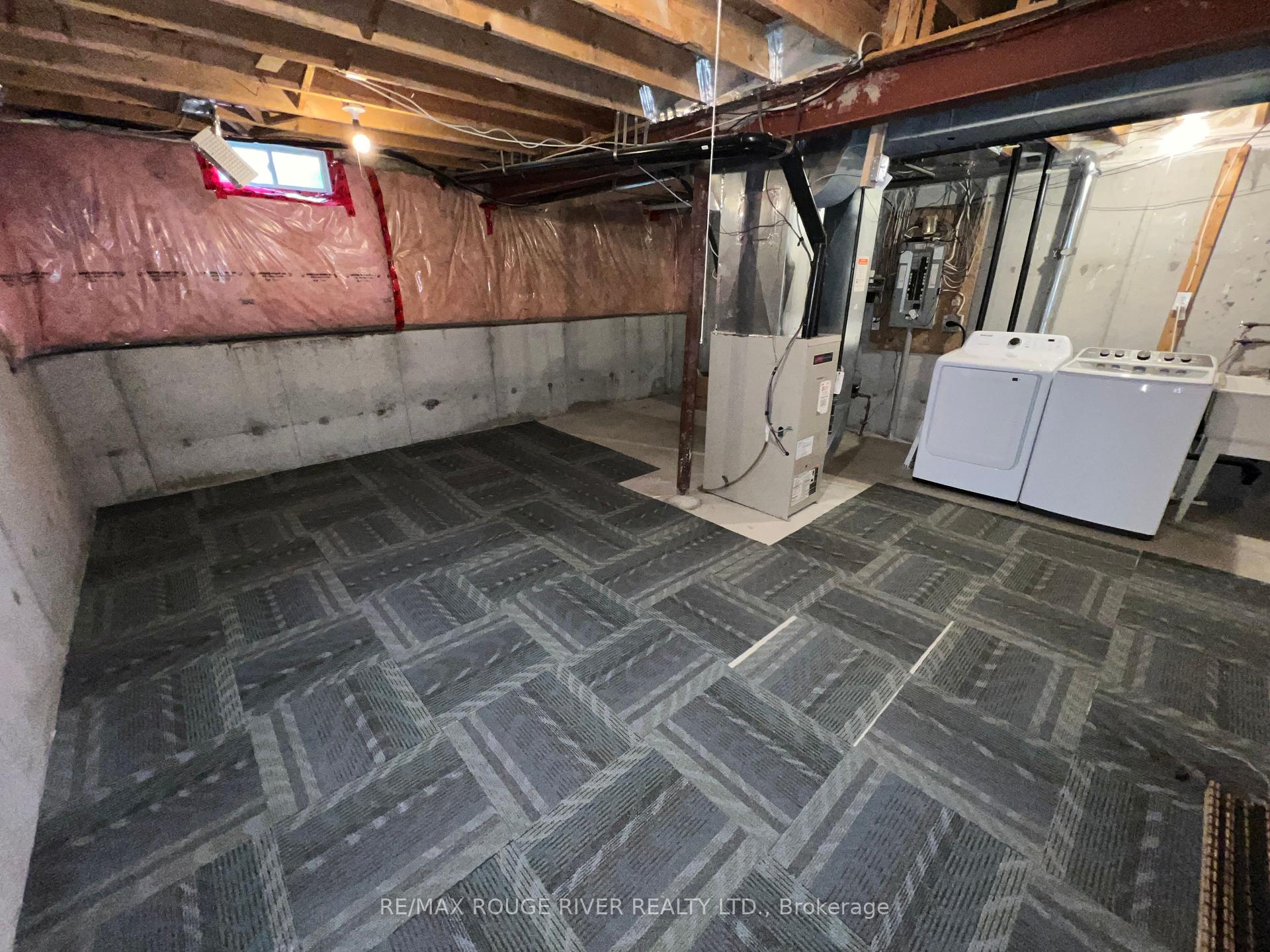 Photo 17 of 59 Telegraph Drive, Whitby, Williamsburg — HOMEH