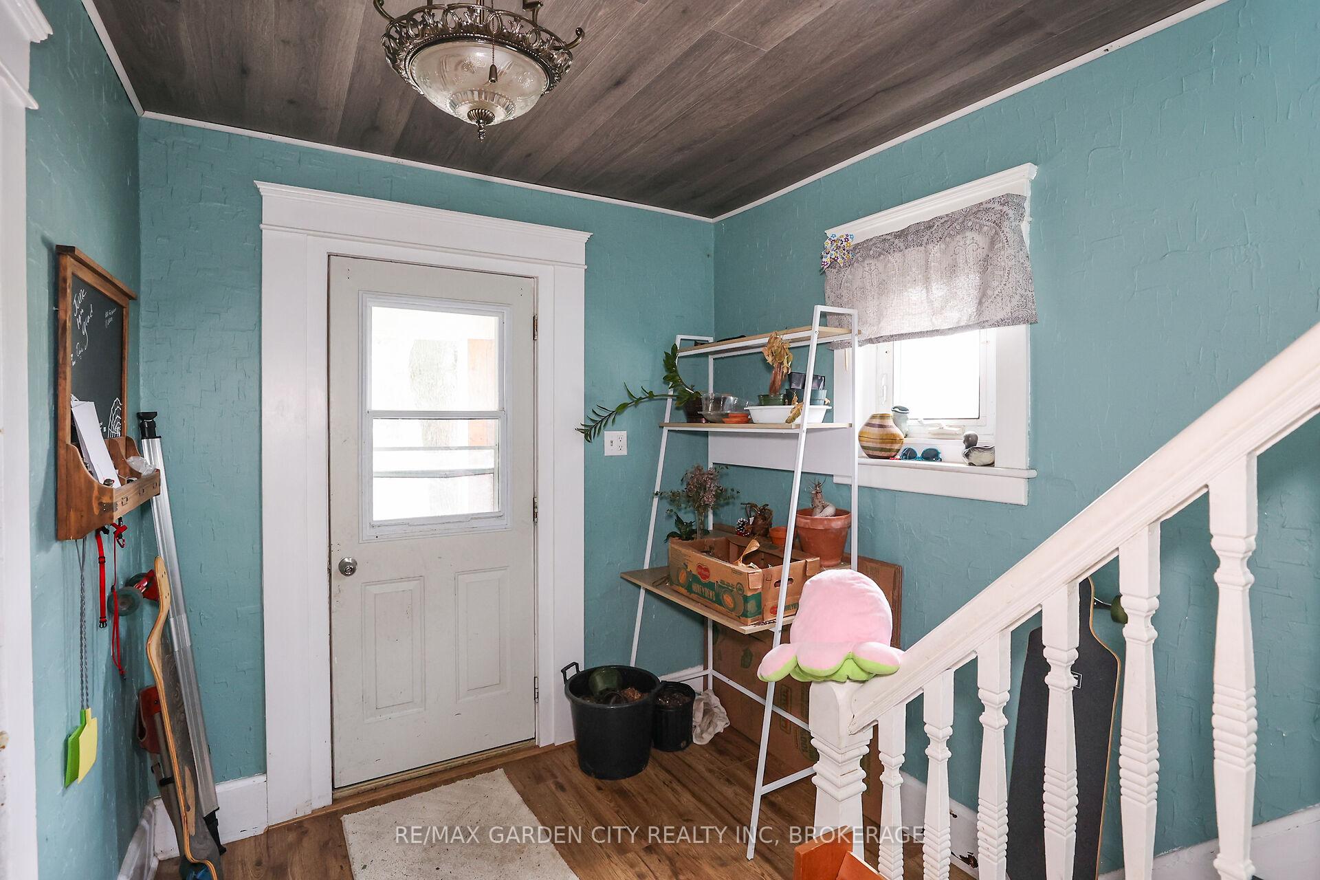 Photo 5 of 539 King Street, Welland, Lincoln/Crowland — HOMEH