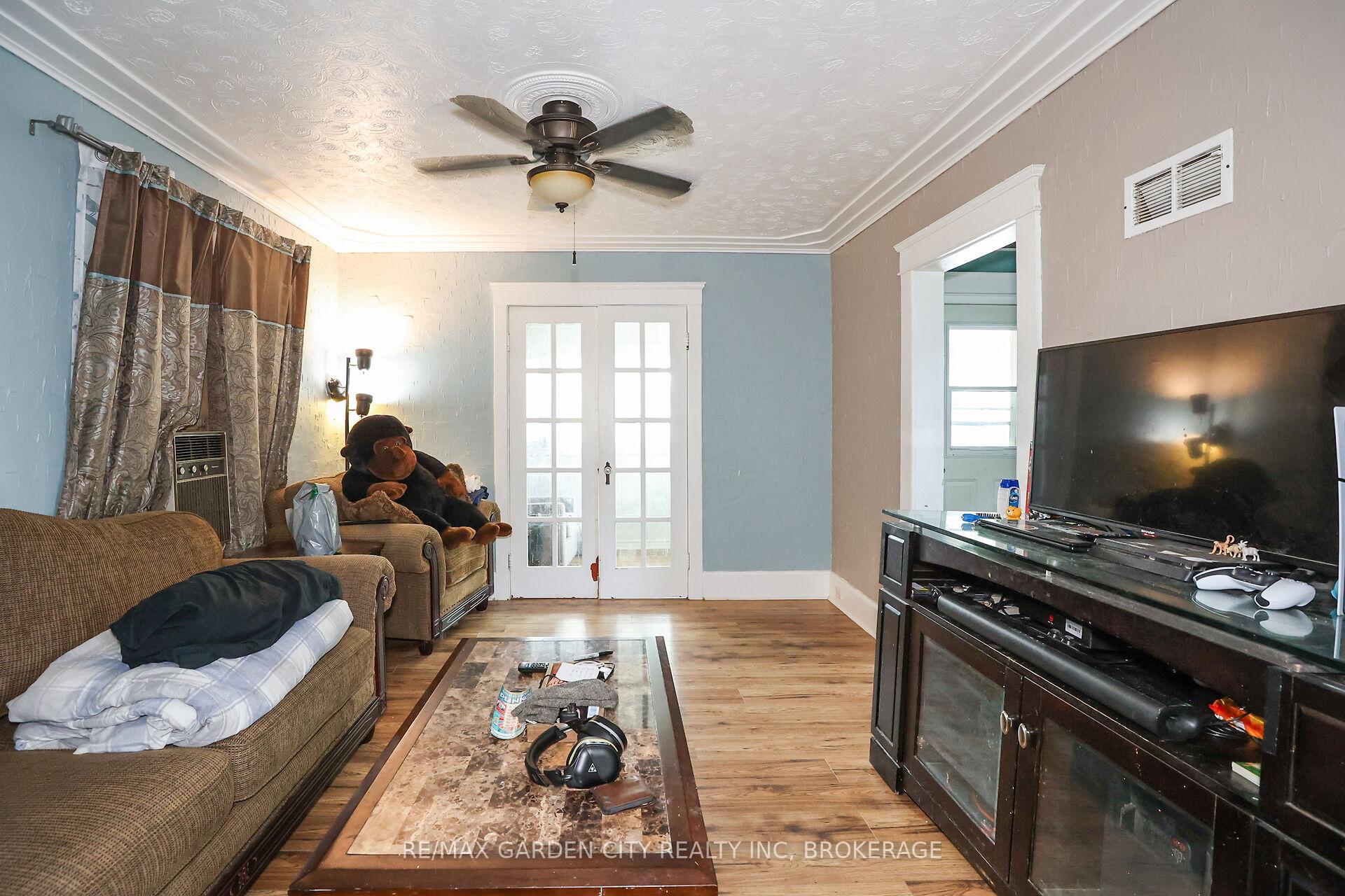Photo 7 of 539 King Street, Welland, Lincoln/Crowland — HOMEH
