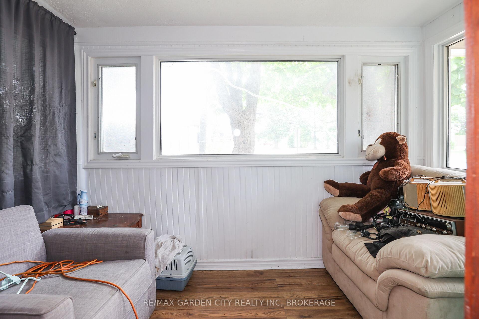Photo 8 of 539 King Street, Welland, Lincoln/Crowland — HOMEH