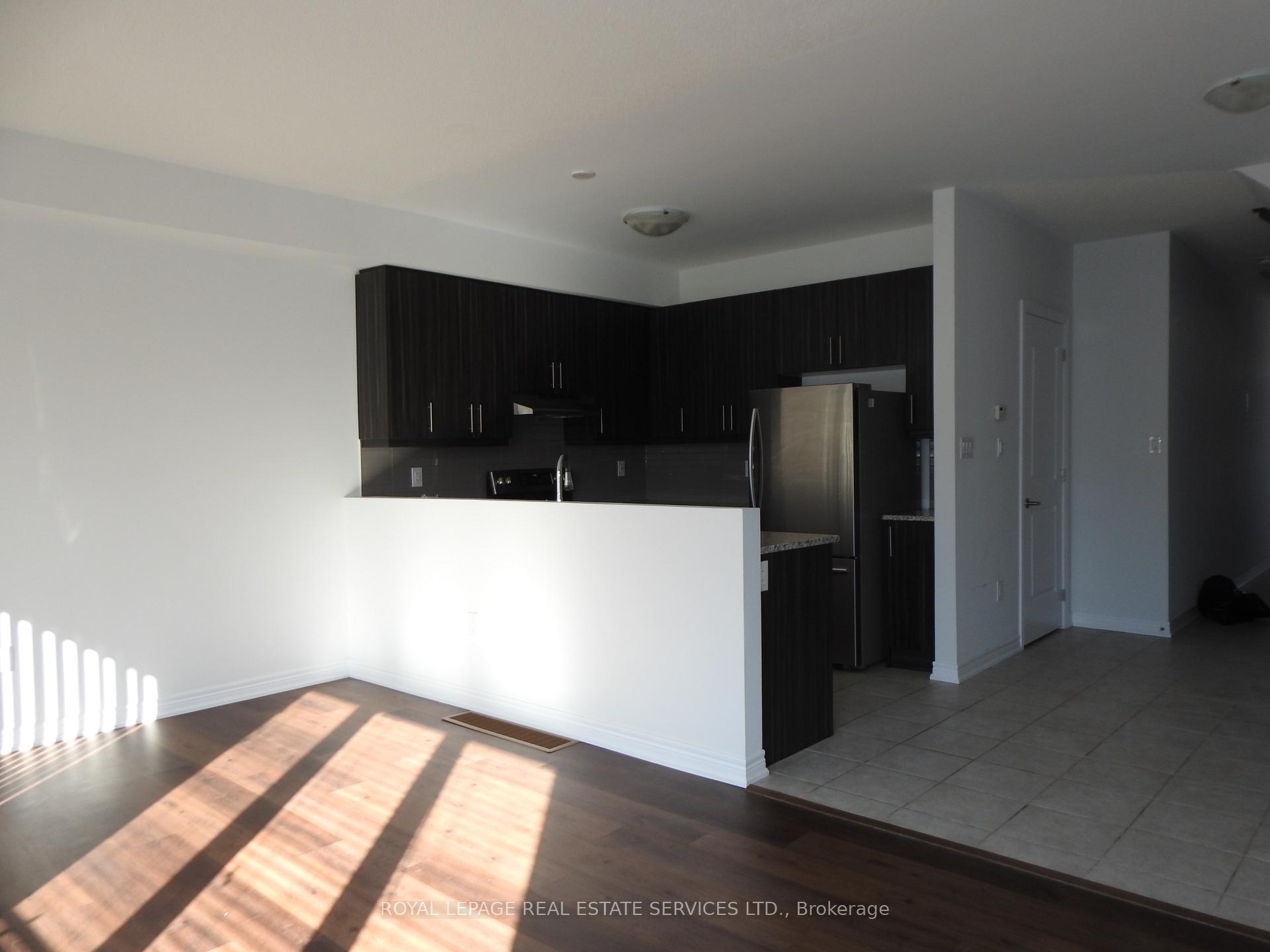 Photo 7 of 23 Admiral Road E, Welland, Hwy 406/Welland — HOMEH