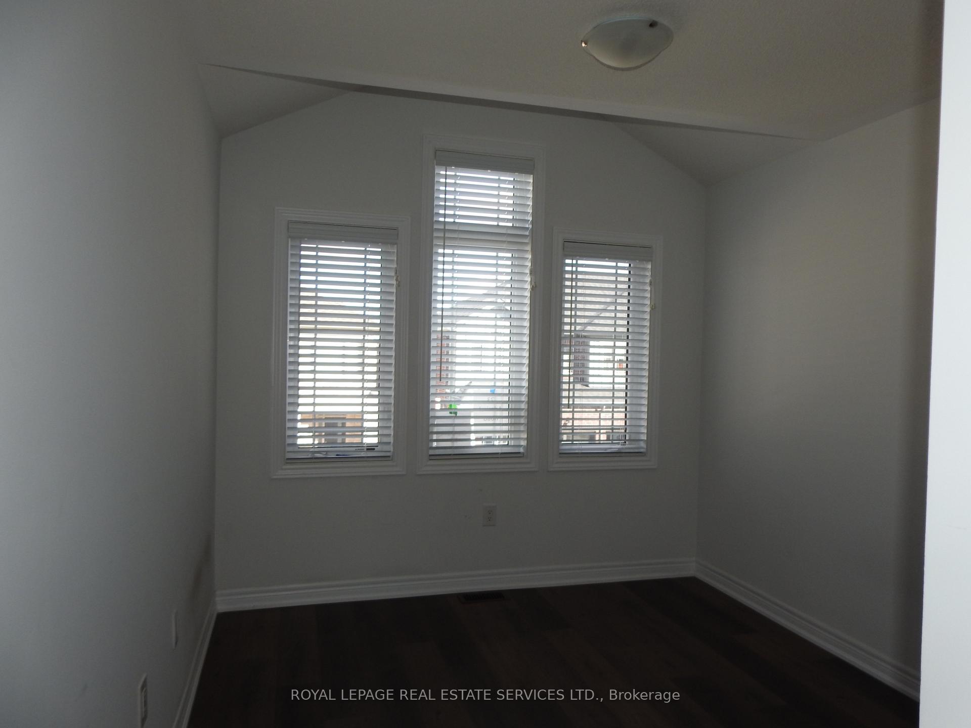 Photo 19 of 23 Admiral Road E, Welland, Hwy 406/Welland — HOMEH