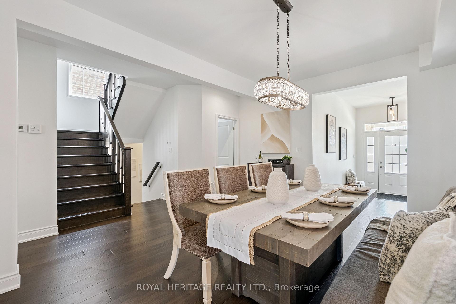 Photo 4 of 49 St Augustine Drive, Whitby, Brooklin — HOMEH