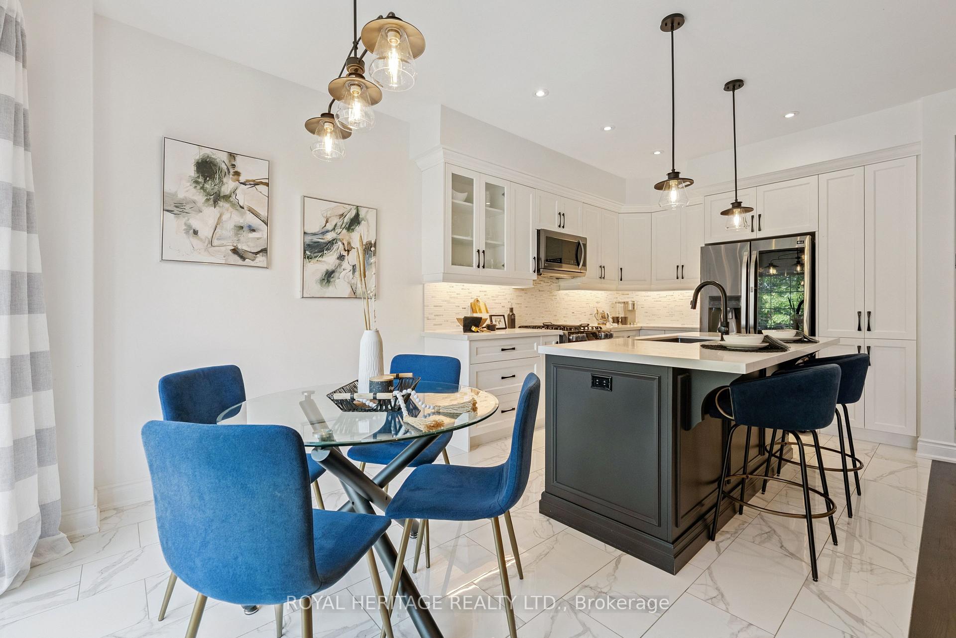 Photo 13 of 49 St Augustine Drive, Whitby, Brooklin — HOMEH