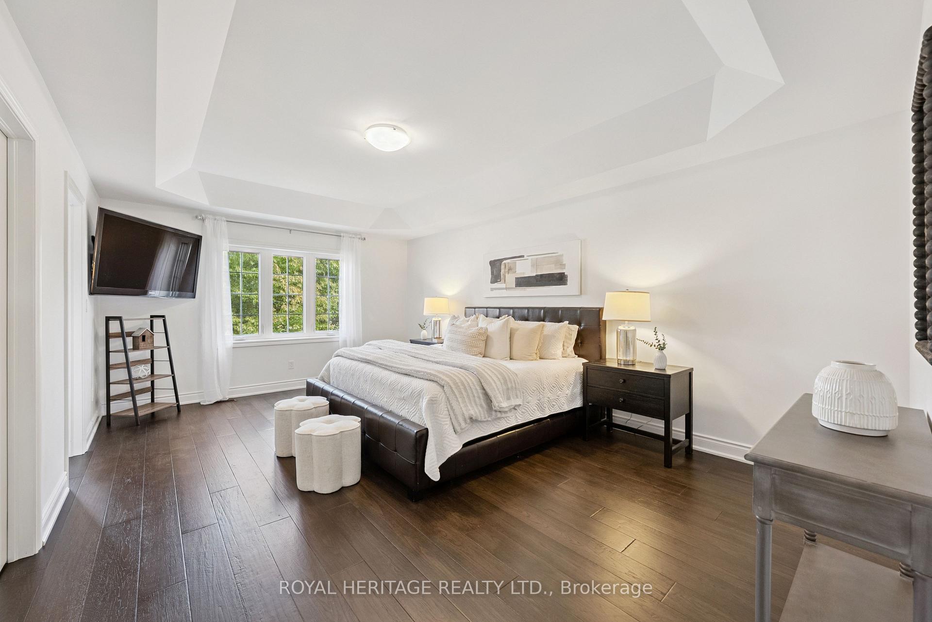Photo 23 of 49 St Augustine Drive, Whitby, Brooklin — HOMEH