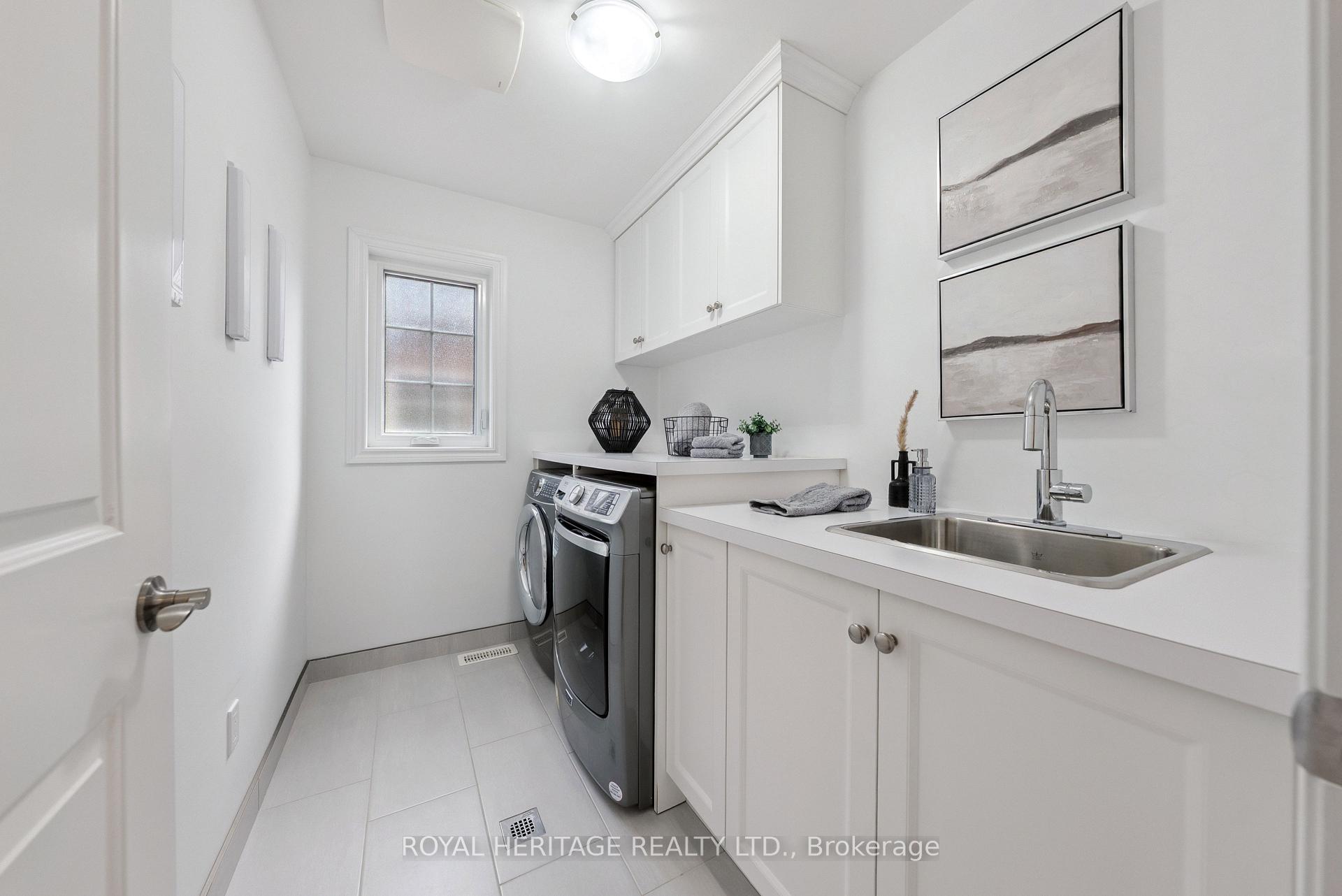 Photo 39 of 49 St Augustine Drive, Whitby, Brooklin — HOMEH