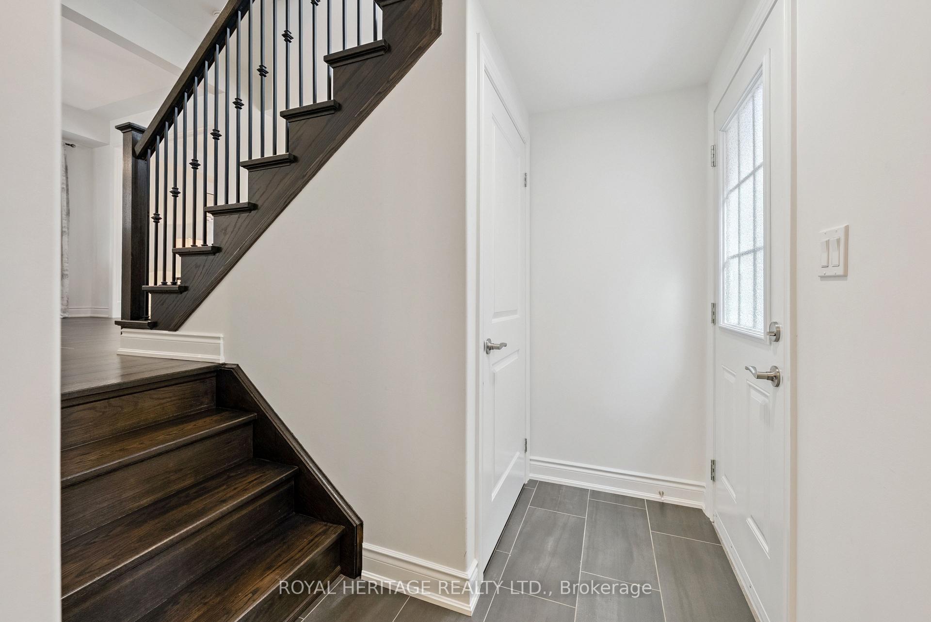 Photo 40 of 49 St Augustine Drive, Whitby, Brooklin — HOMEH