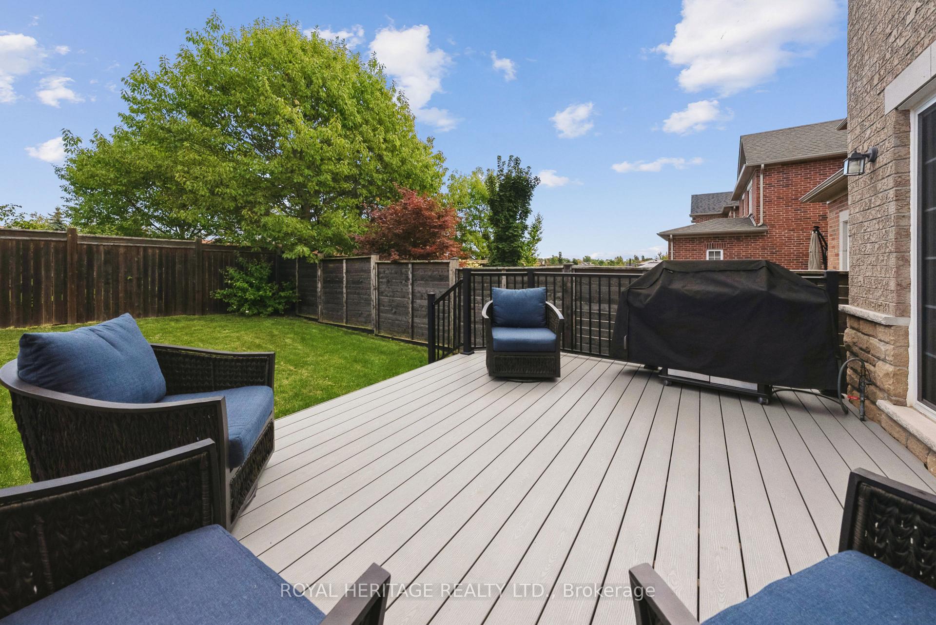 Photo 43 of 49 St Augustine Drive, Whitby, Brooklin — HOMEH