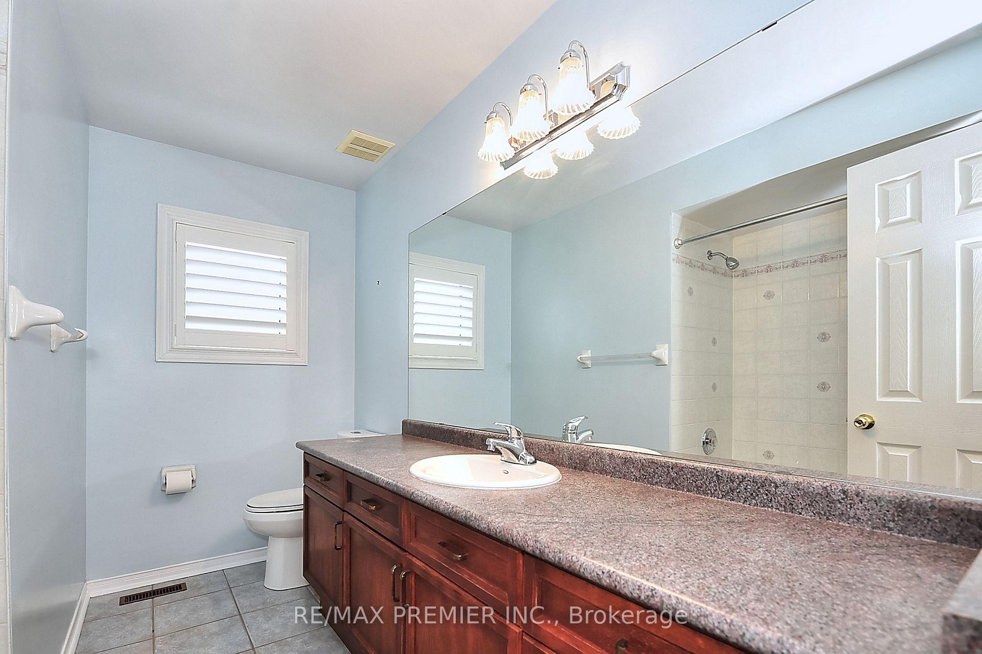 Photo 15 of 85 Kirkbride Crescent, Vaughan, Maple — HOMEH