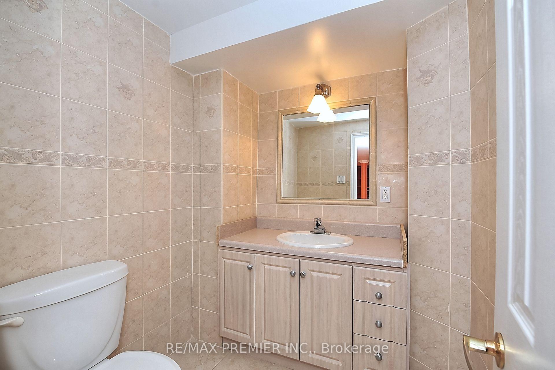 Photo 17 of 85 Kirkbride Crescent, Vaughan, Maple — HOMEH