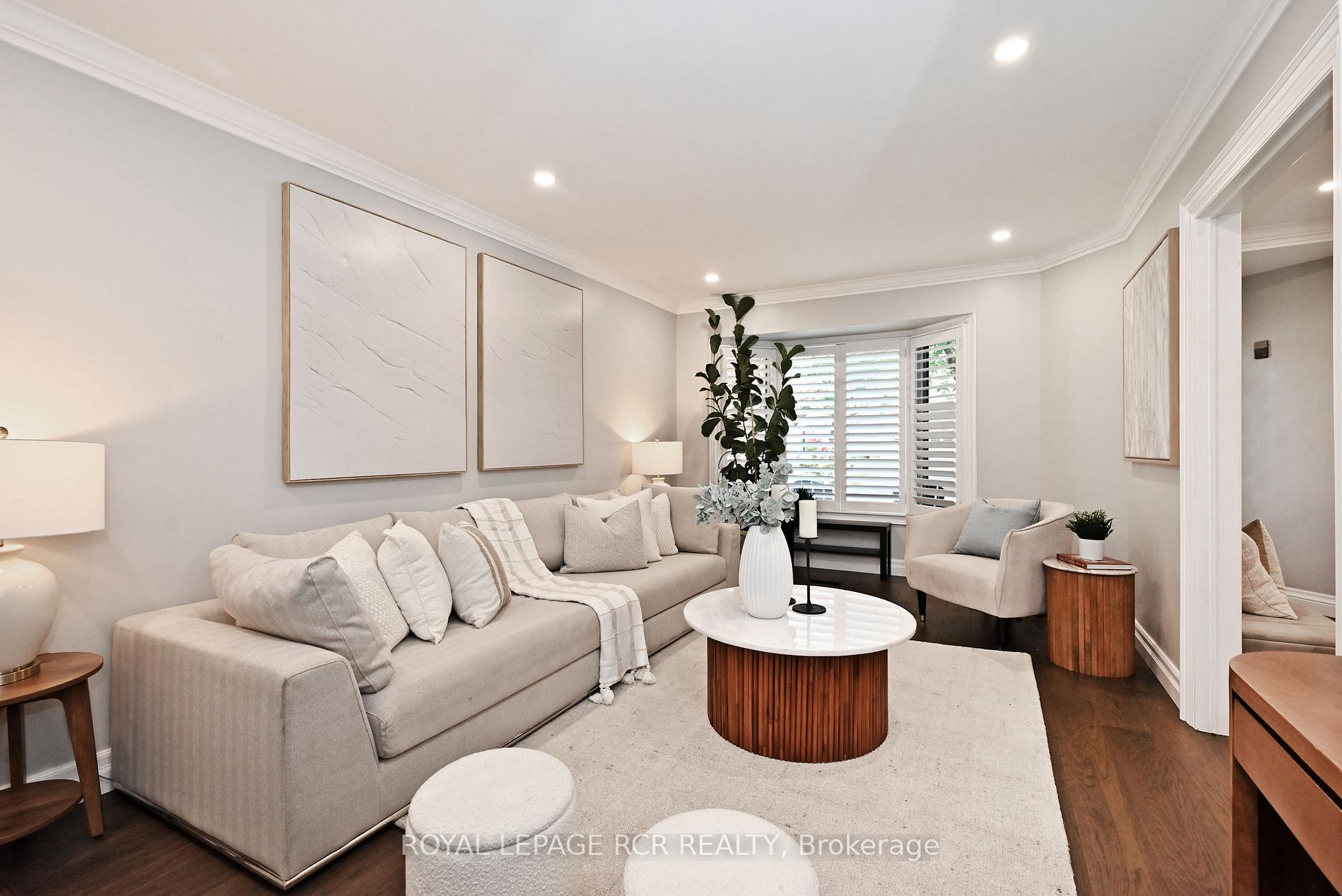 Photo 3 of 24 Murdock Avenue, Aurora, Aurora Heights — HOMEH