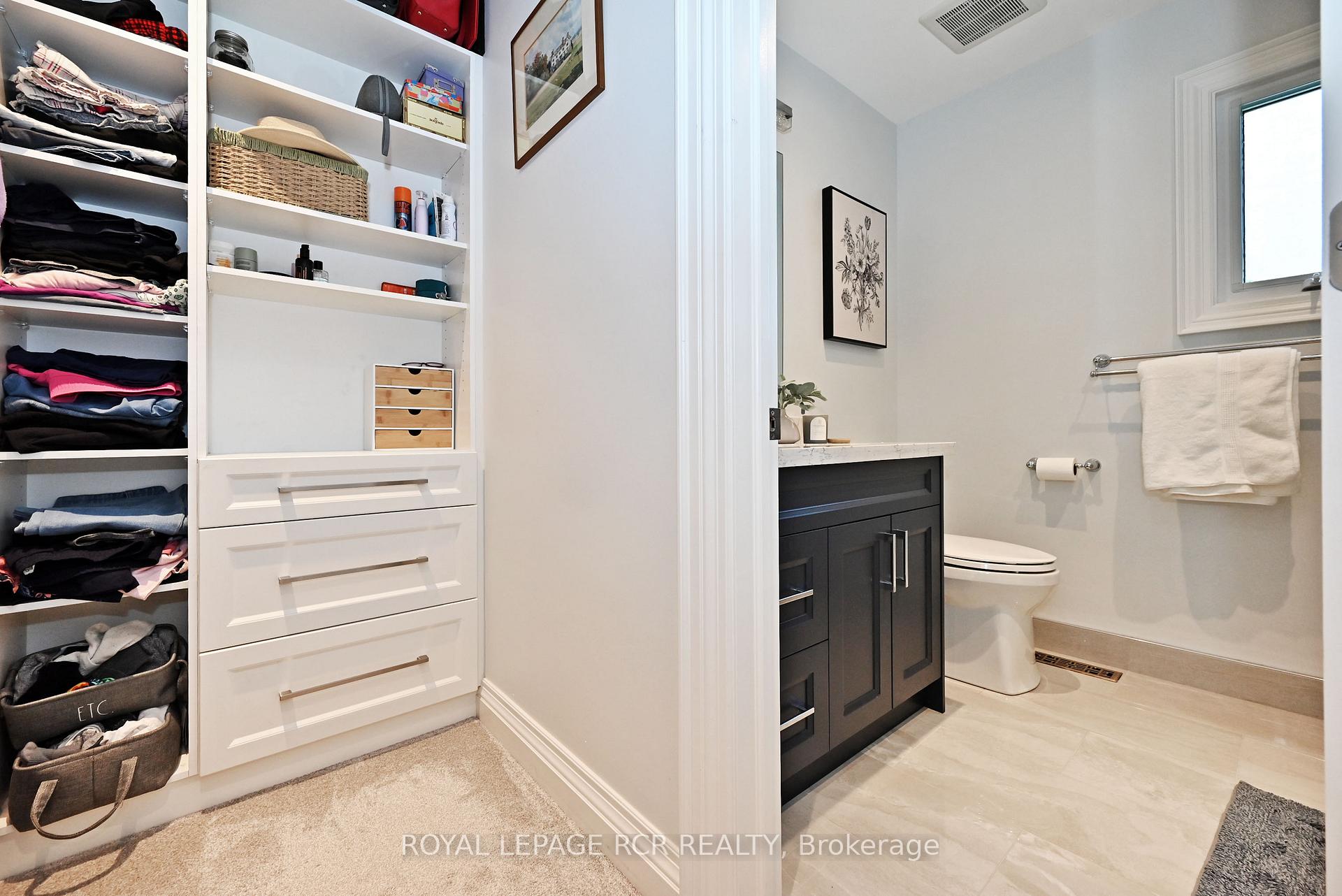 Photo 22 of 24 Murdock Avenue, Aurora, Aurora Heights — HOMEH