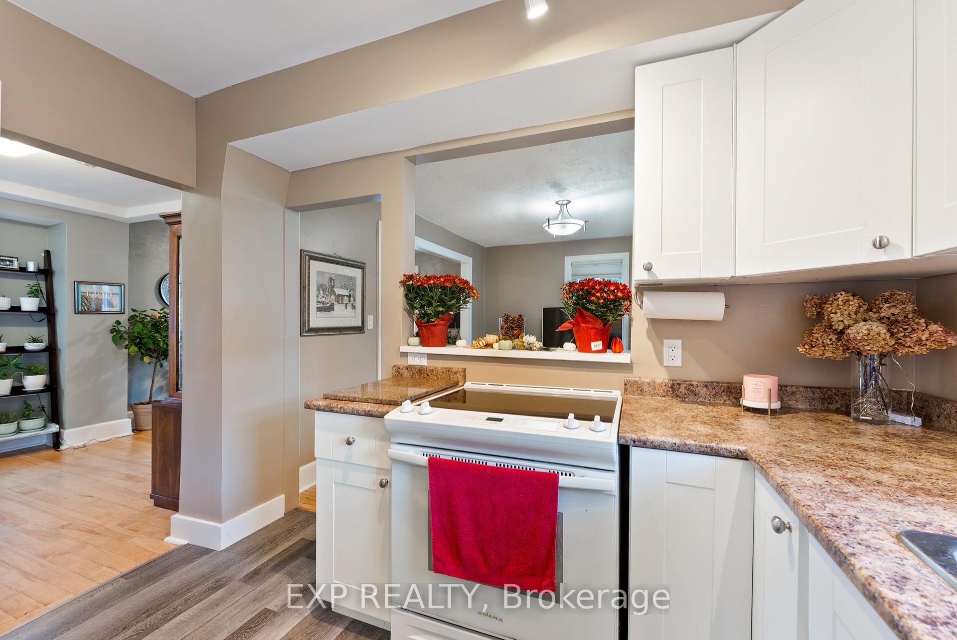 Photo 7 of 79 Purdy Street, Belleville, Belleville Ward — HOMEH