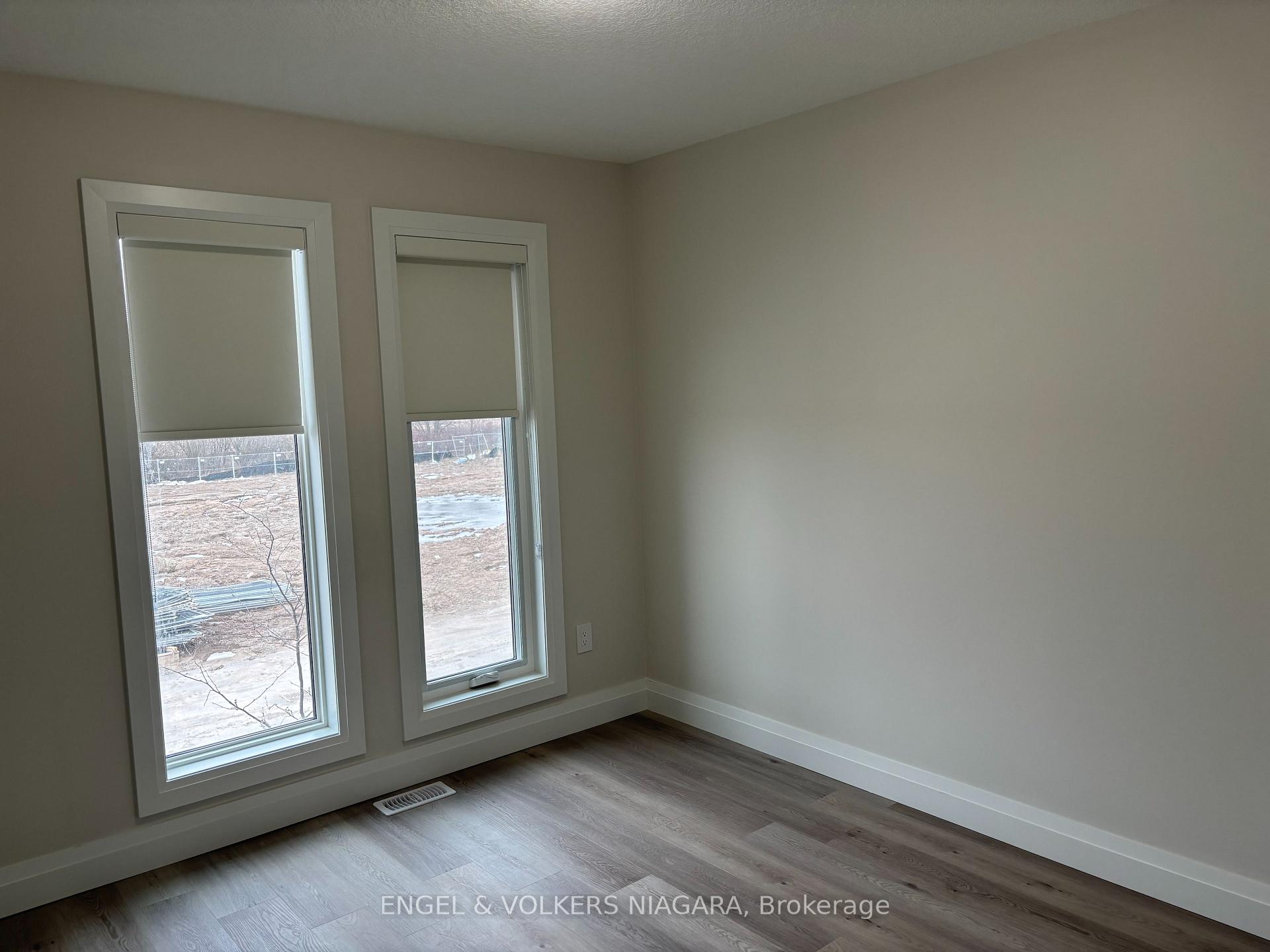Photo 18 of 68 Warren Trail, Welland, Lincoln/Crowland — HOMEH