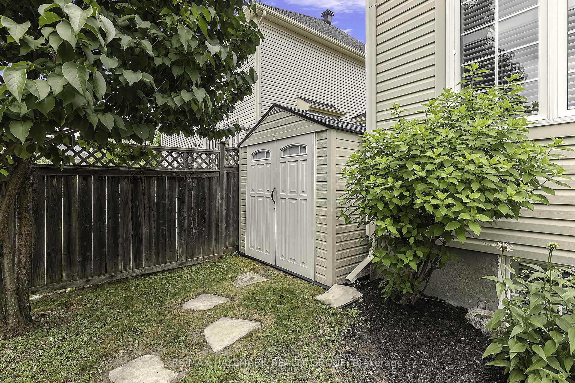 Photo 30 of 828 Dalkena Place, Ottawa, Barrhaven - Stonebridge — HOMEH
