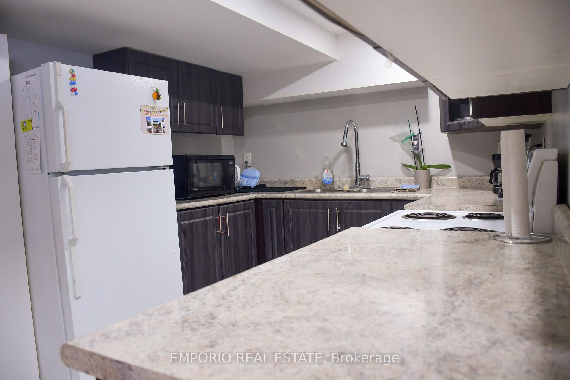 Photo 4 of 216 Delaney Drive S, Ajax, Central West — HOMEH
