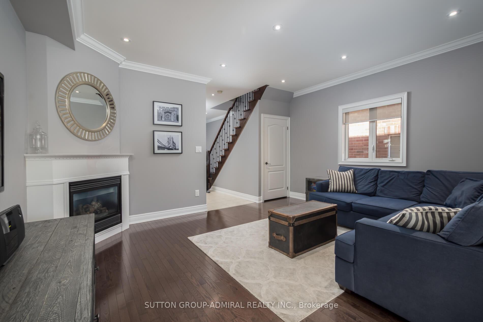 Photo 7 of 227 Canada Drive, Vaughan, Vellore Village — HOMEH