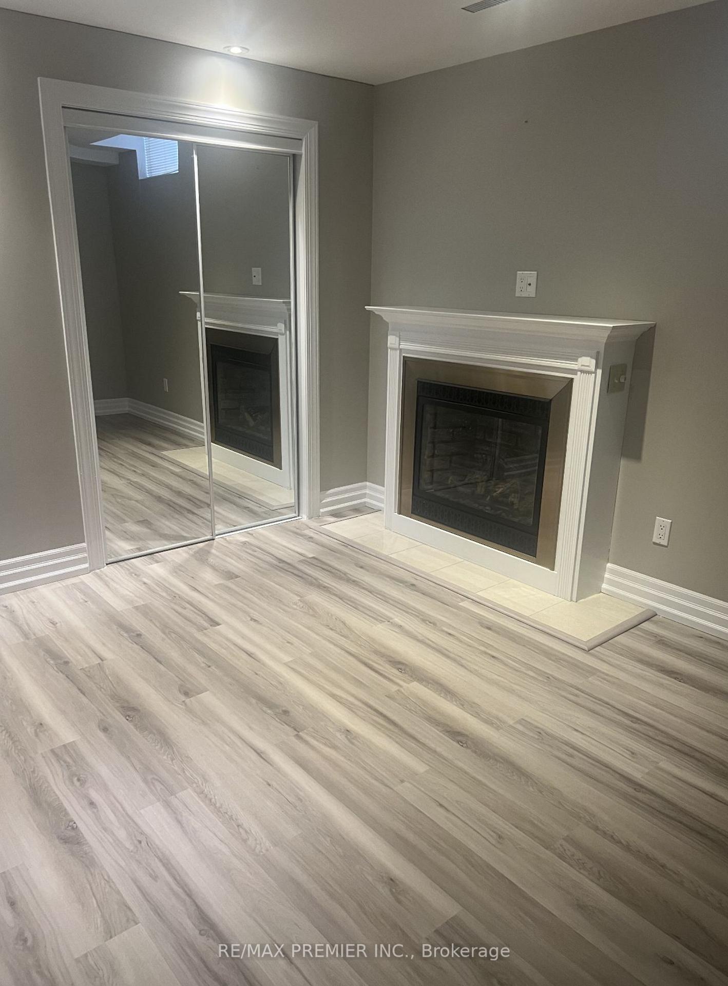 Photo 6 of Unit Lower, 51 Coronation Street, Vaughan, West Woodbridge — HOMEH