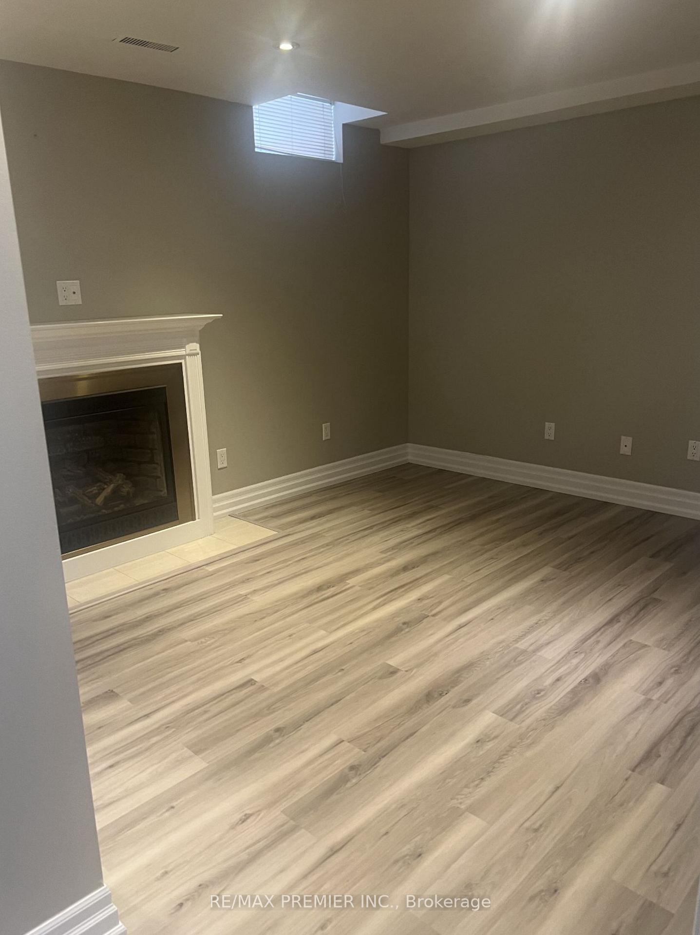 Photo 7 of Unit Lower, 51 Coronation Street, Vaughan, West Woodbridge — HOMEH