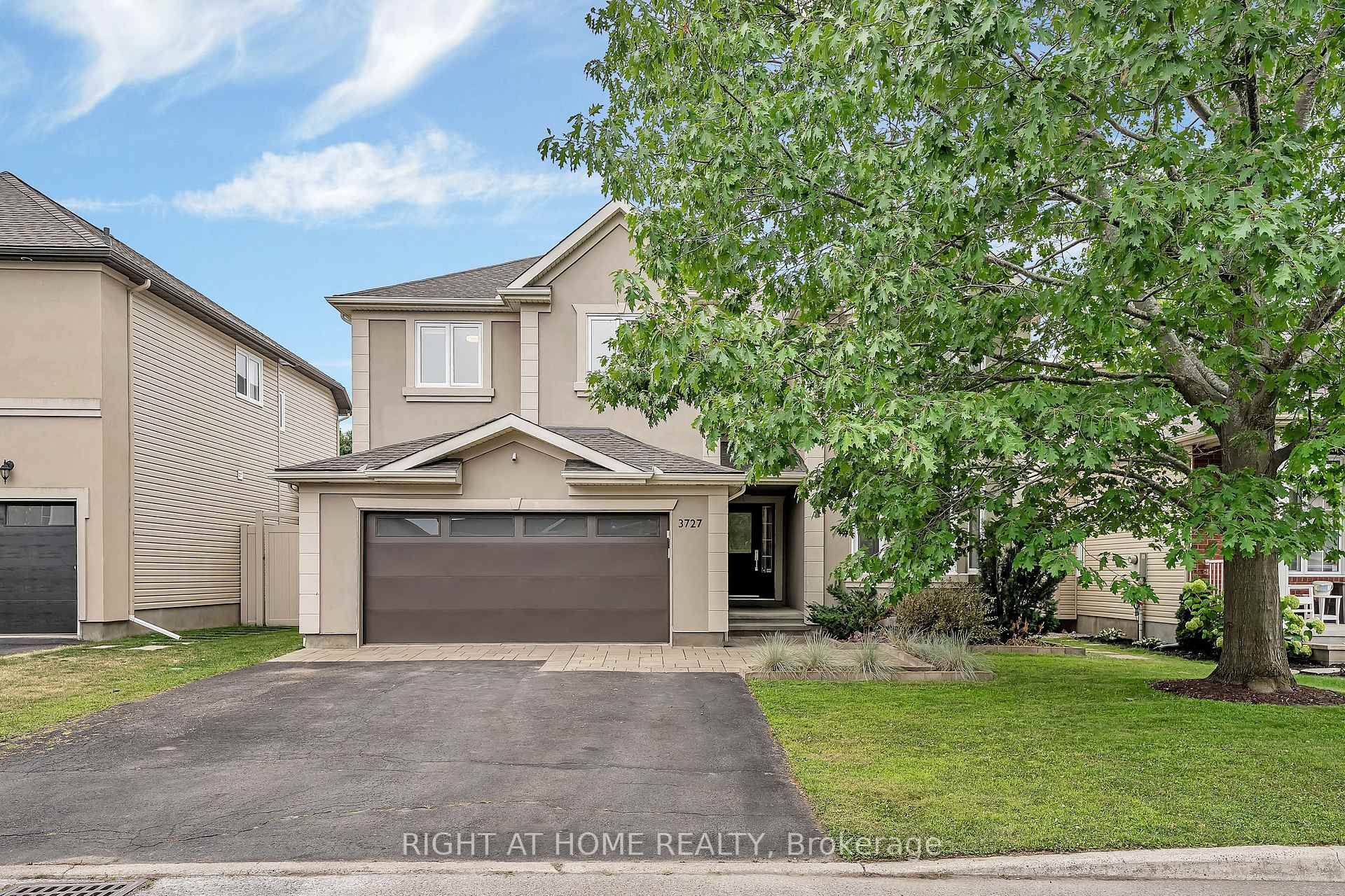 Photo 1 of 3727 Mountain Meadows Crescent, Ottawa, Riverside South/Gloucester Glen — HOMEH