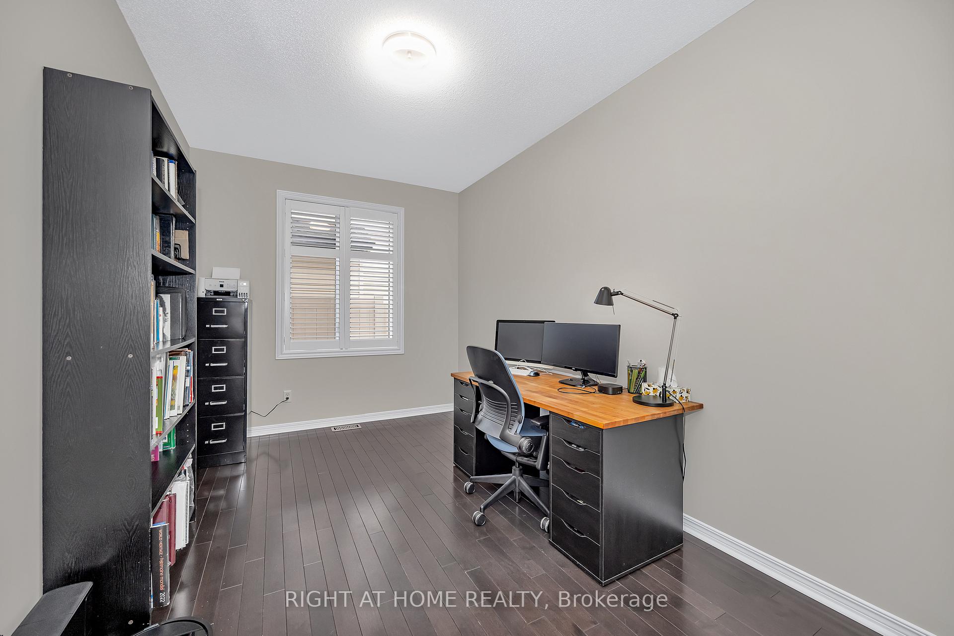 Photo 13 of 3727 Mountain Meadows Crescent, Ottawa, Riverside South/Gloucester Glen — HOMEH