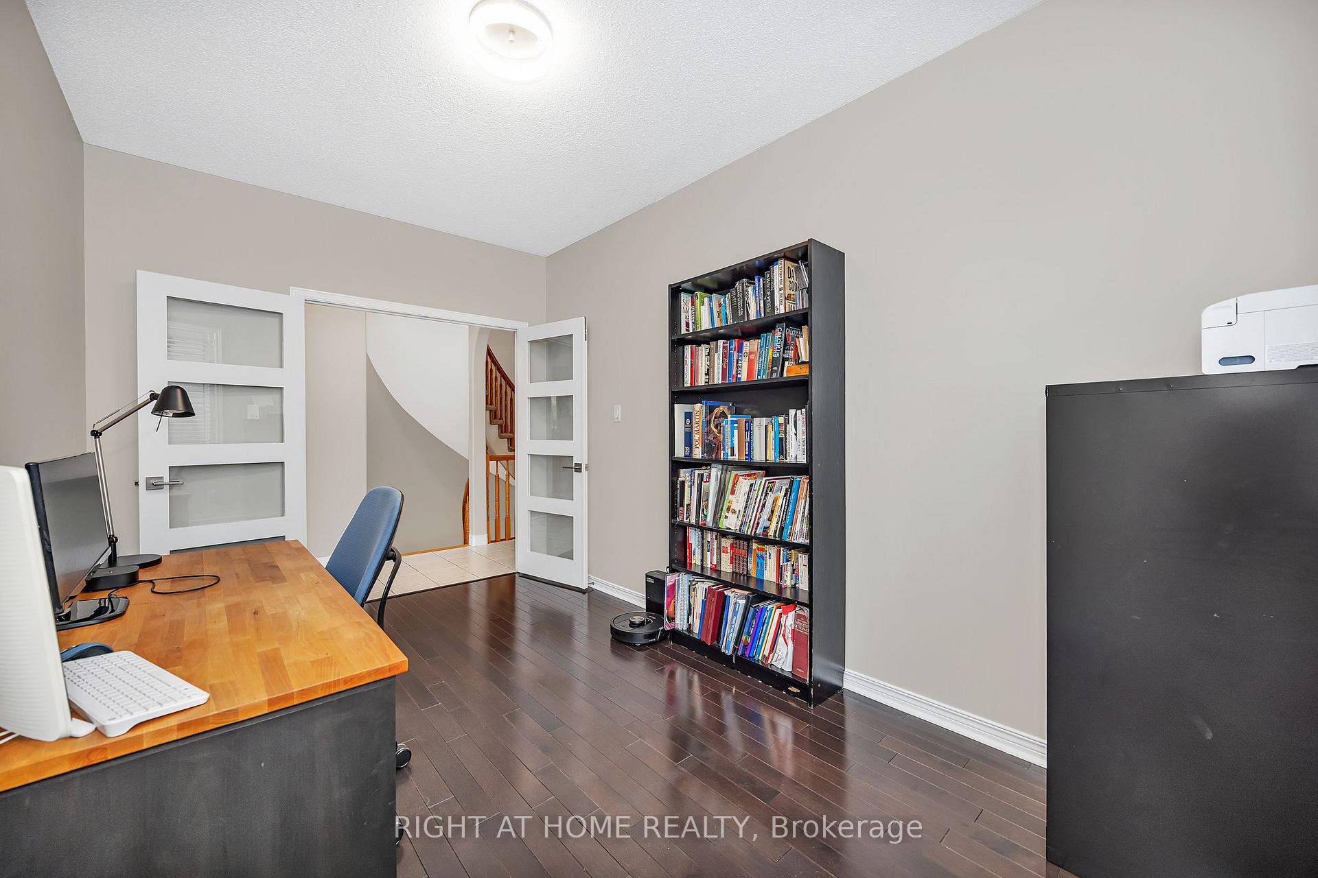 Photo 12 of 3727 Mountain Meadows Crescent, Ottawa, Riverside South/Gloucester Glen — HOMEH