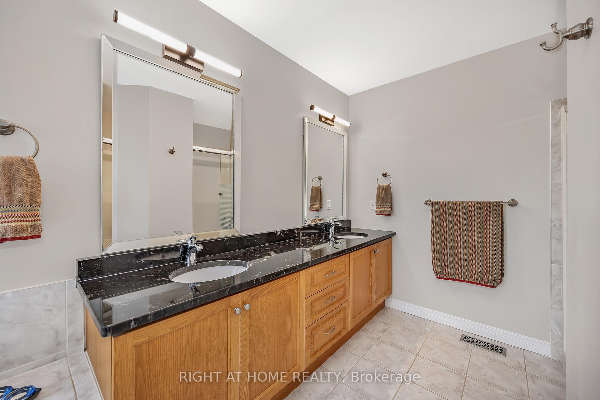 Photo 22 of 3727 Mountain Meadows Crescent, Ottawa, Riverside South/Gloucester Glen — HOMEH