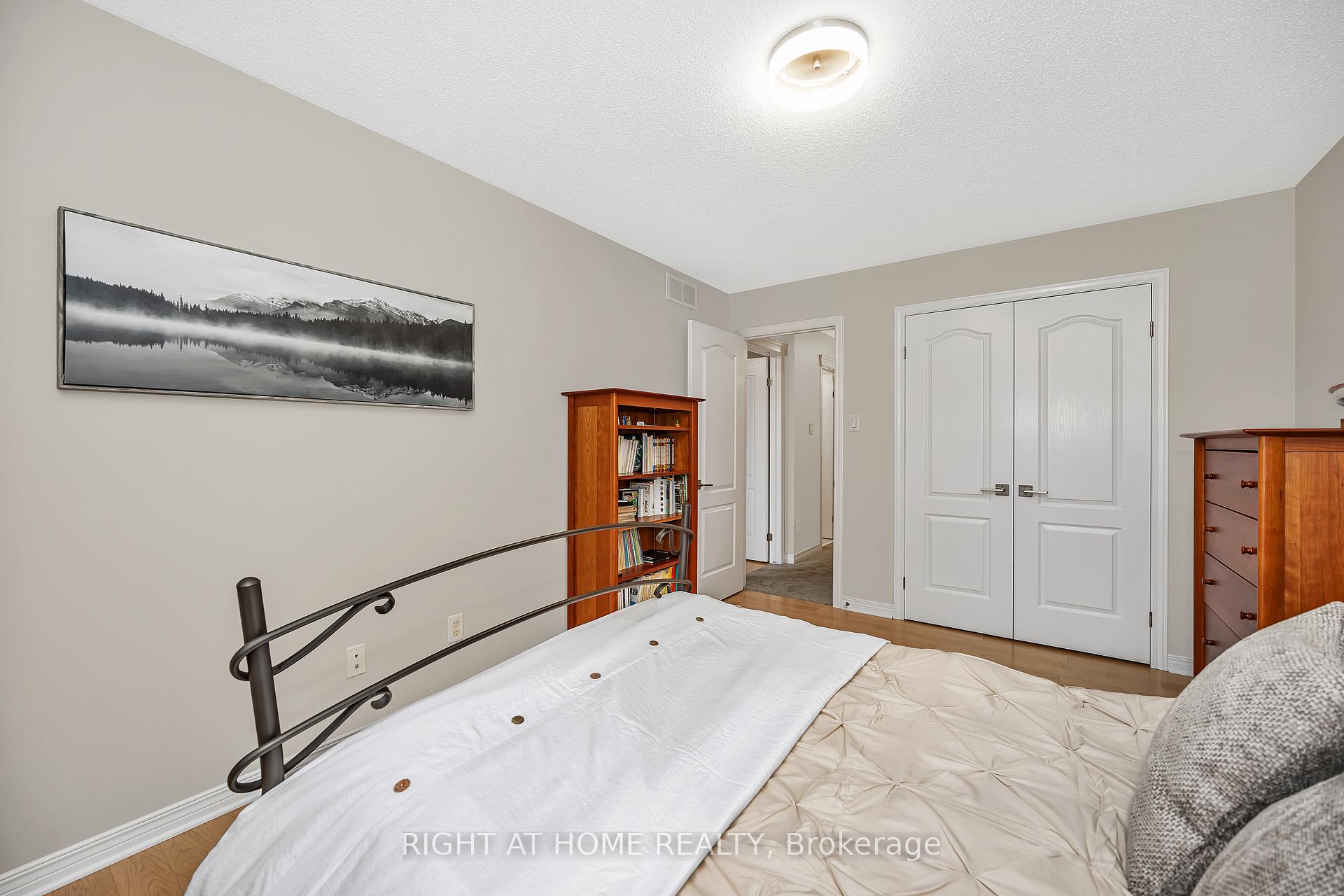 Photo 26 of 3727 Mountain Meadows Crescent, Ottawa, Riverside South/Gloucester Glen — HOMEH