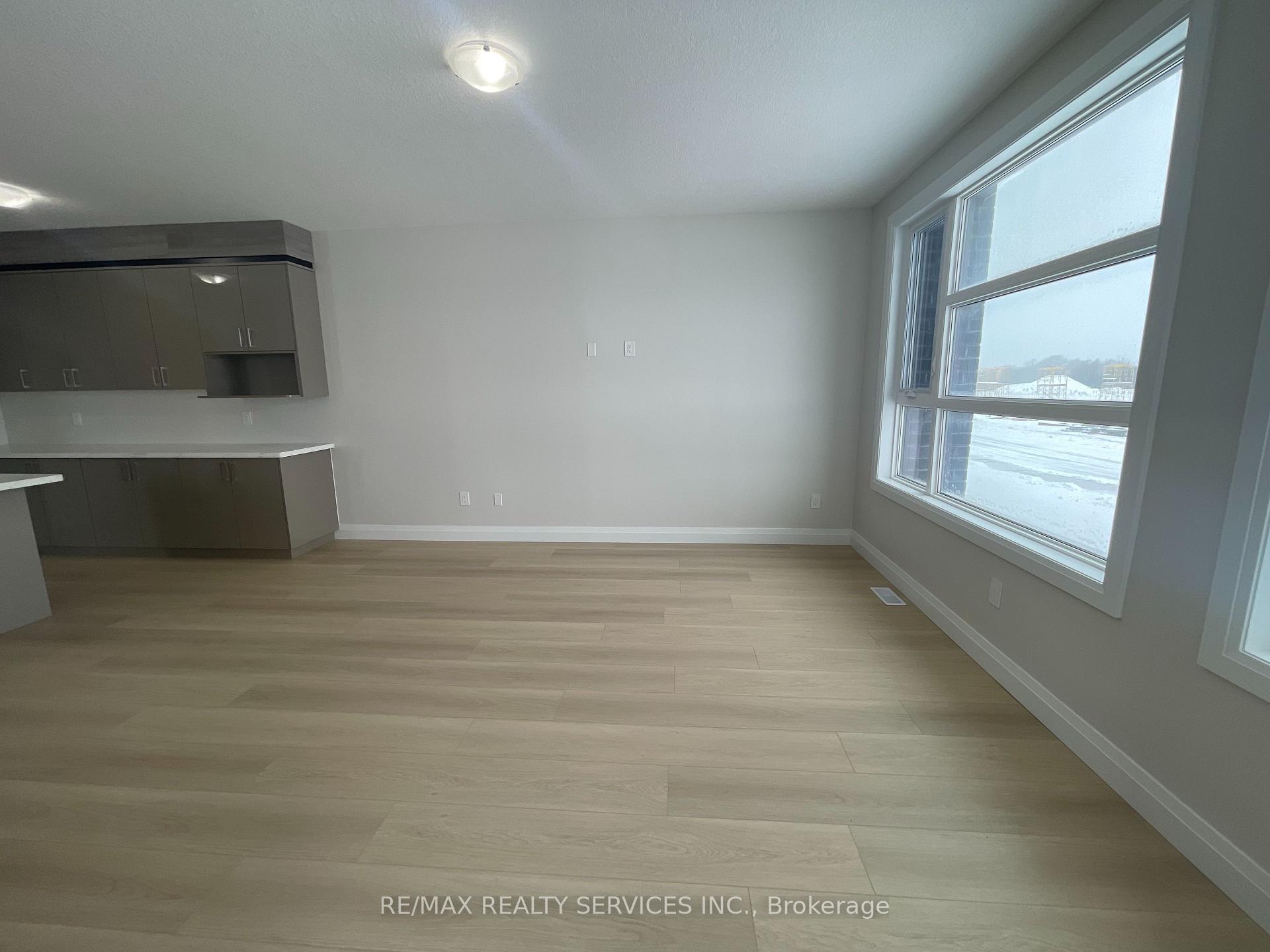 Photo 10 of 82 Warren Trail, Welland, Lincoln/Crowland — HOMEH